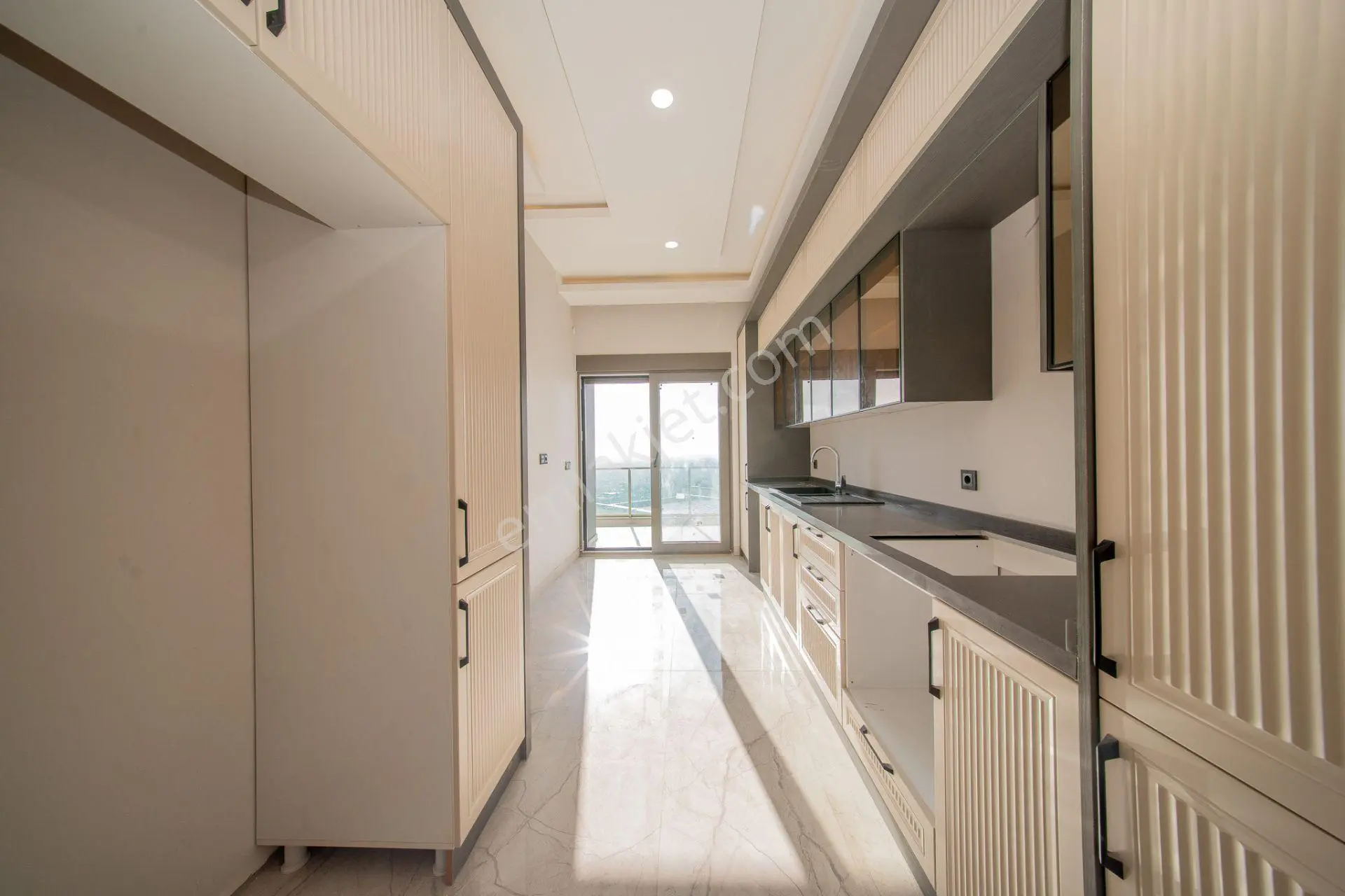 Tepeşehir Life Masadağı | Şehrin Zirvesinde Prestijli Yaşam 3+1 — fotoğraf 23