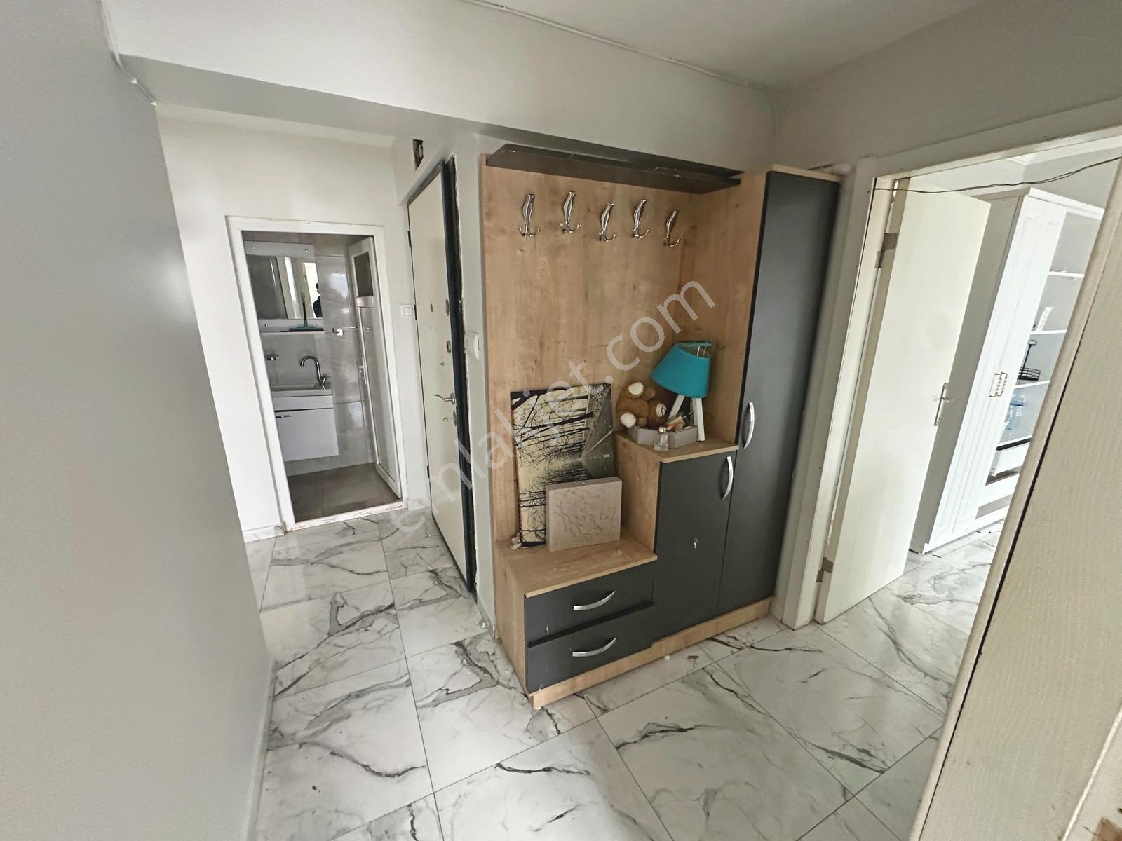 Anadolu Cad. Yakını Çift Balkonlu Ara Kat Konumunda 2+1 Satılık — fotoğraf 21