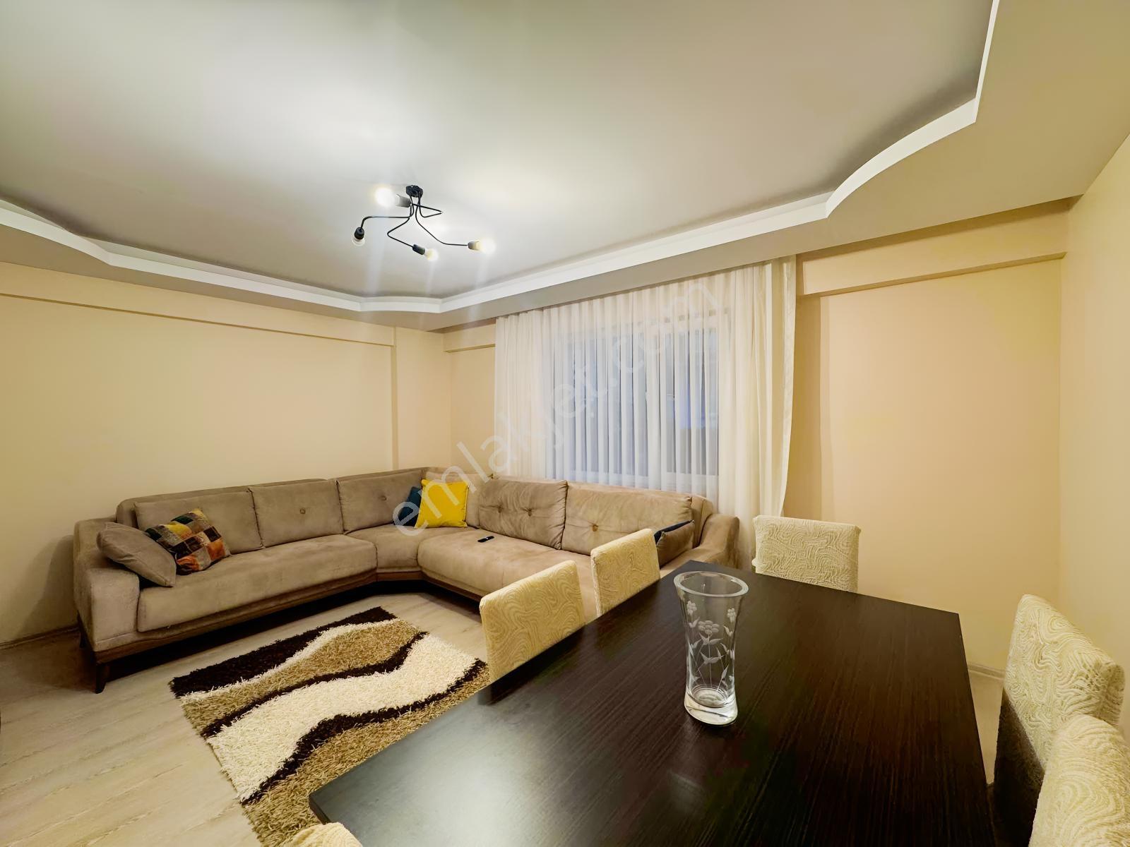 Esenevler Mah De Satılık 2+1 Daire — fotoğraf 2