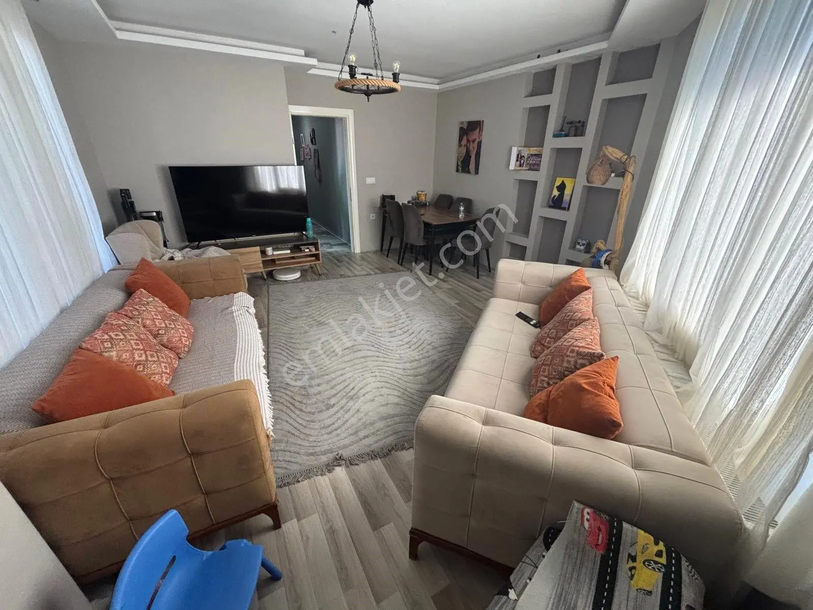 Yükselden İkizçay'da Ayrı Mutfaklı Öncephe Cam Balkonlu 2+1daire — fotoğraf 3