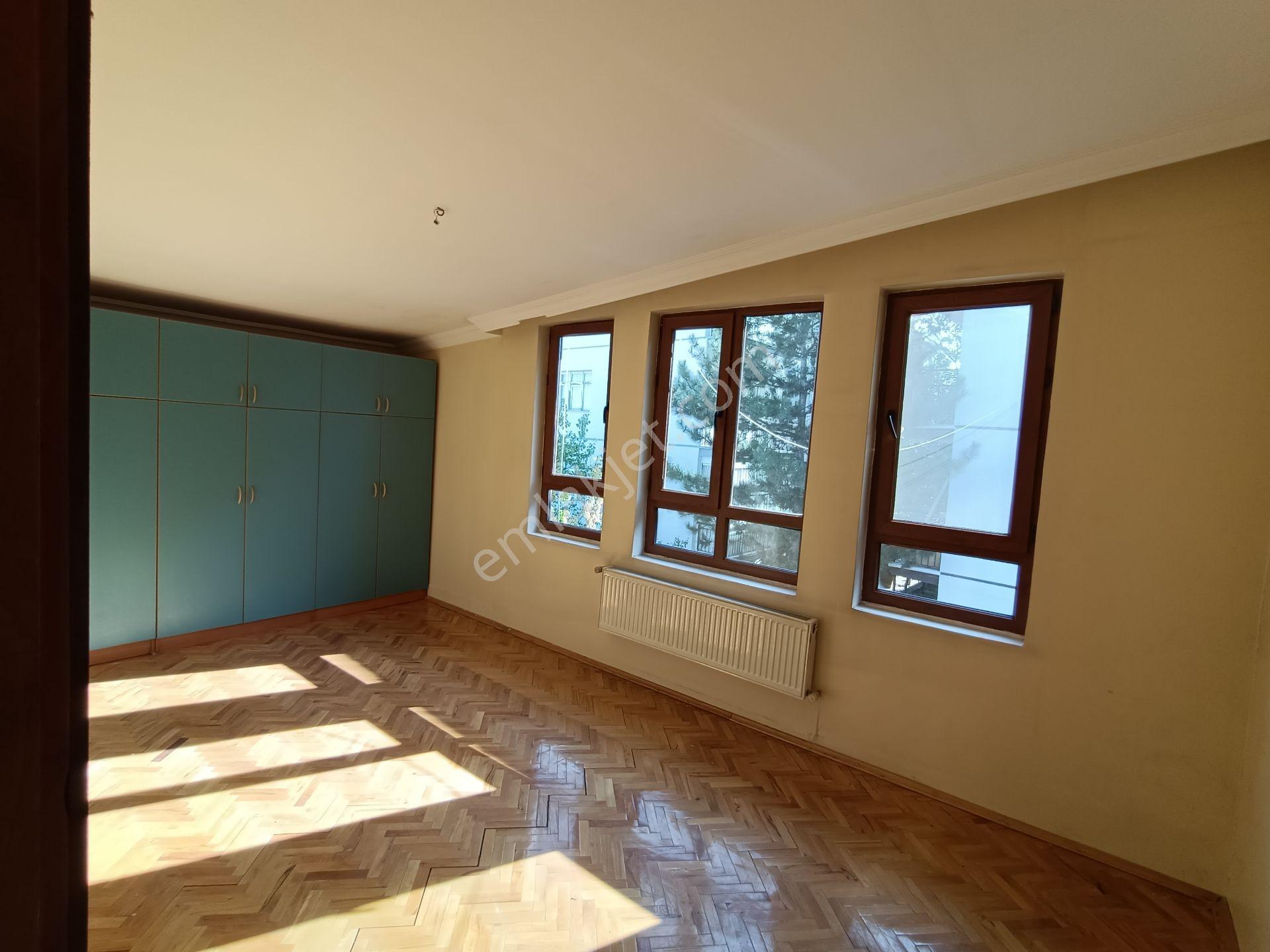 Asyapıdan 5+1 250m2 2banyolu-teraslı Kombili Lüks Dubleks — fotoğraf 23
