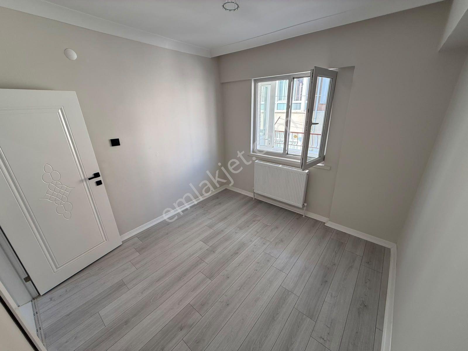 M.ç Emlak Tan Andiçen Mah 2 Ara Katta Salon Bagımsız Ön Cephe 3+1 Full+full Yapılı Satlık Daire — fotoğraf 10