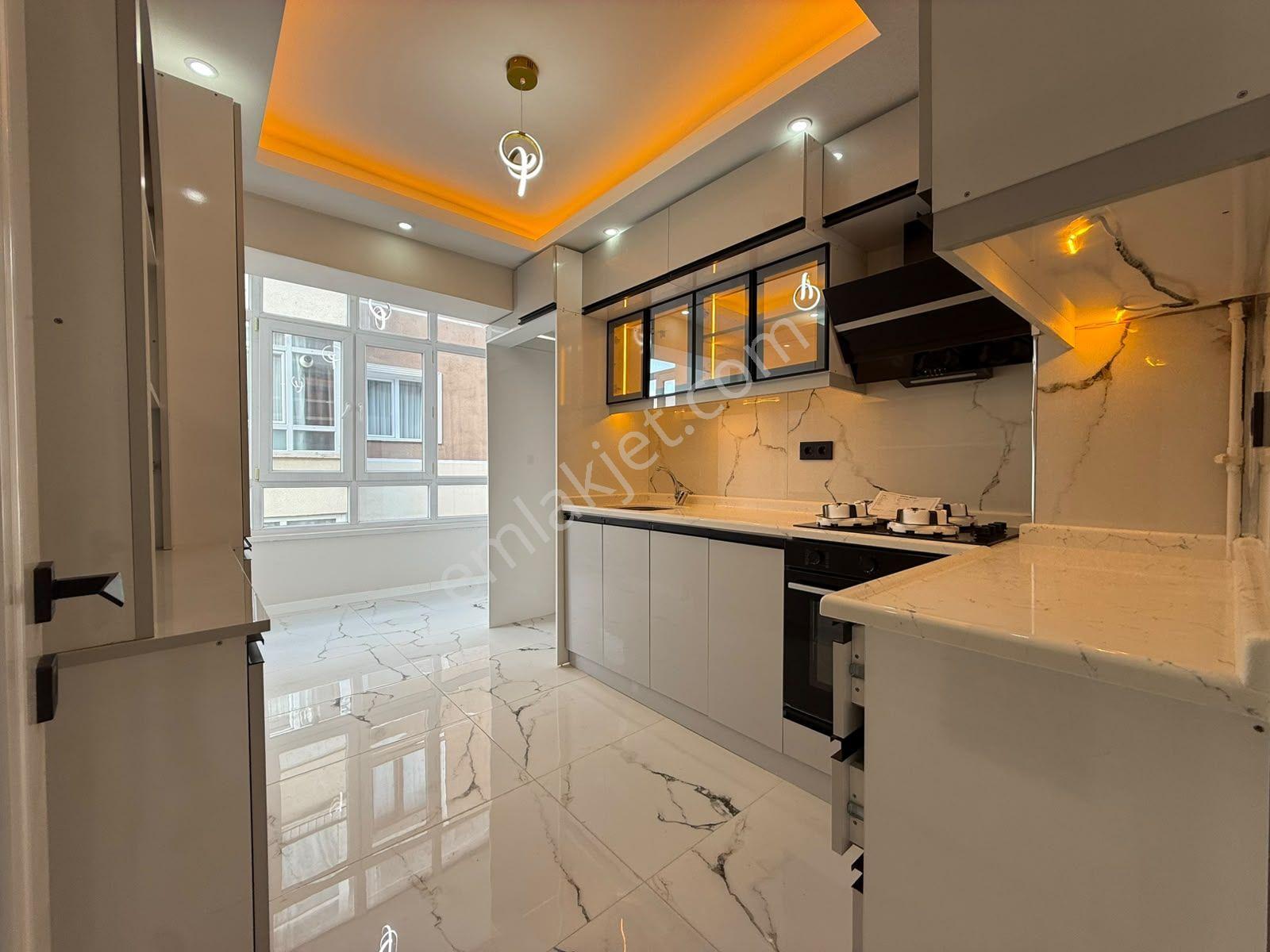 M.ç Emlak Tan Andiçen Mah 2 Ara Katta Salon Bagımsız Ön Cephe 3+1 Full+full Yapılı Satlık Daire — fotoğraf 23