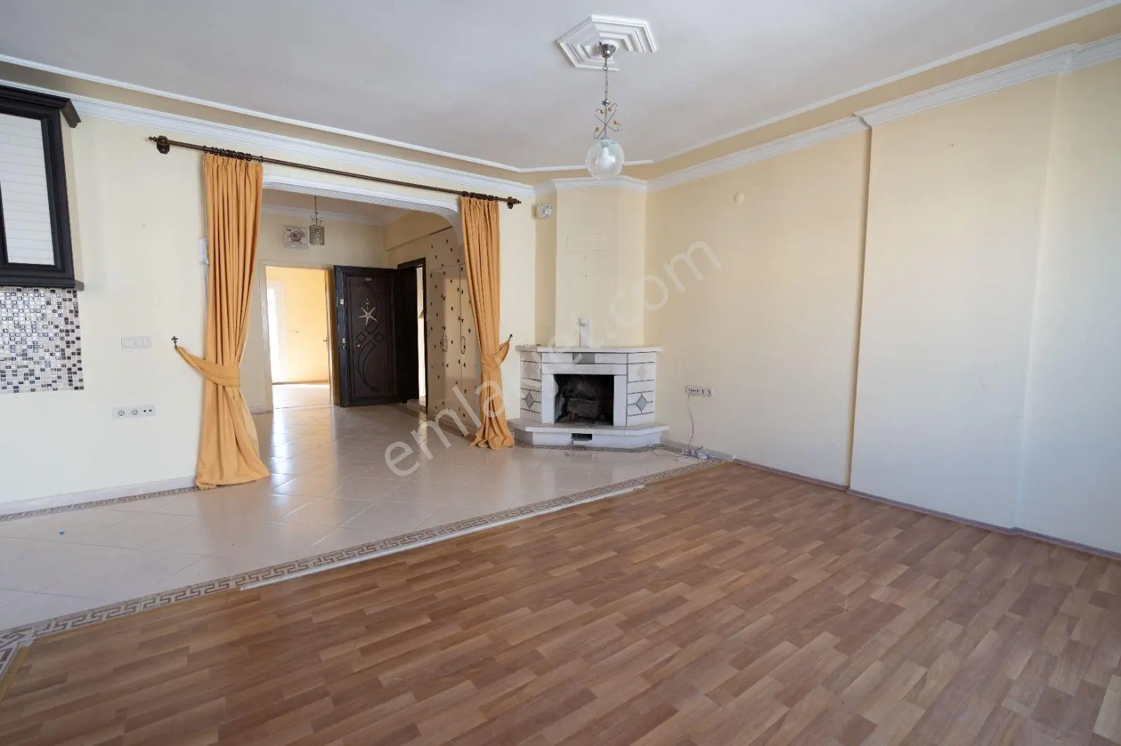Kuşadasi Marinada Bakımlı 2+1 Daire — fotoğraf 2