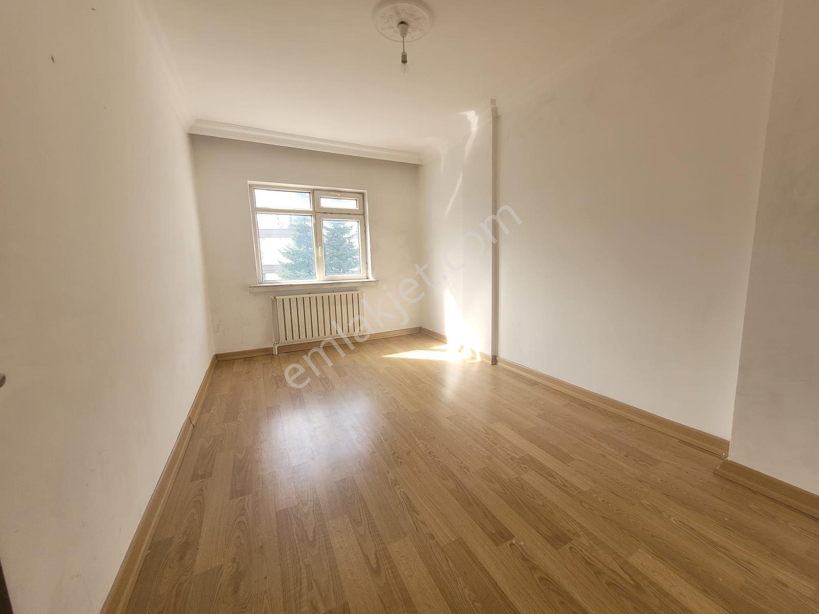 Ayvalı Rozet Sokakta 3+1 125 M2 Güneybatı Ferah Cepheli Daire ! — fotoğraf 7
