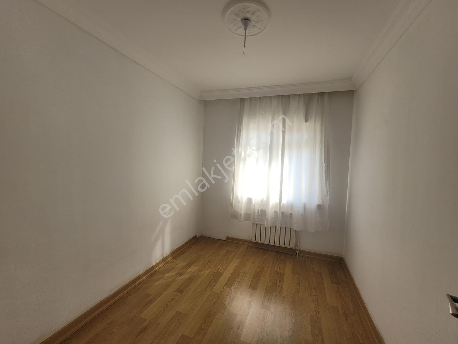 Ayvalı Rozet Sokakta 3+1 125 M2 Güneybatı Ferah Cepheli Daire ! — fotoğraf 13