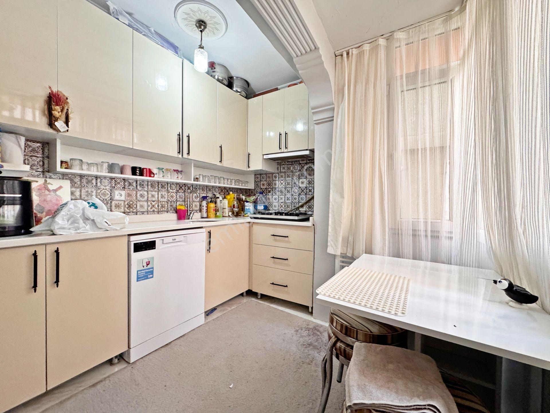 Home Vizyon Bahçelievler Yenibosna Satılık Ters Dublex 2+1 Daire. — fotoğraf 11