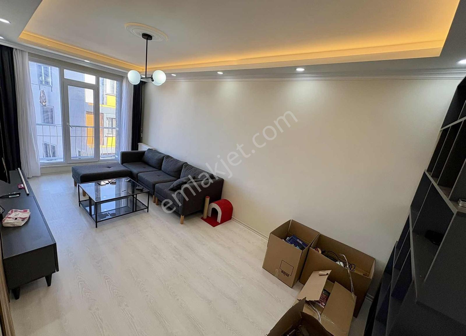 Mercan Emlak'tan 1 Yaşında Asansörlü Balkonlu Satılık Ara Kat — fotoğraf 5