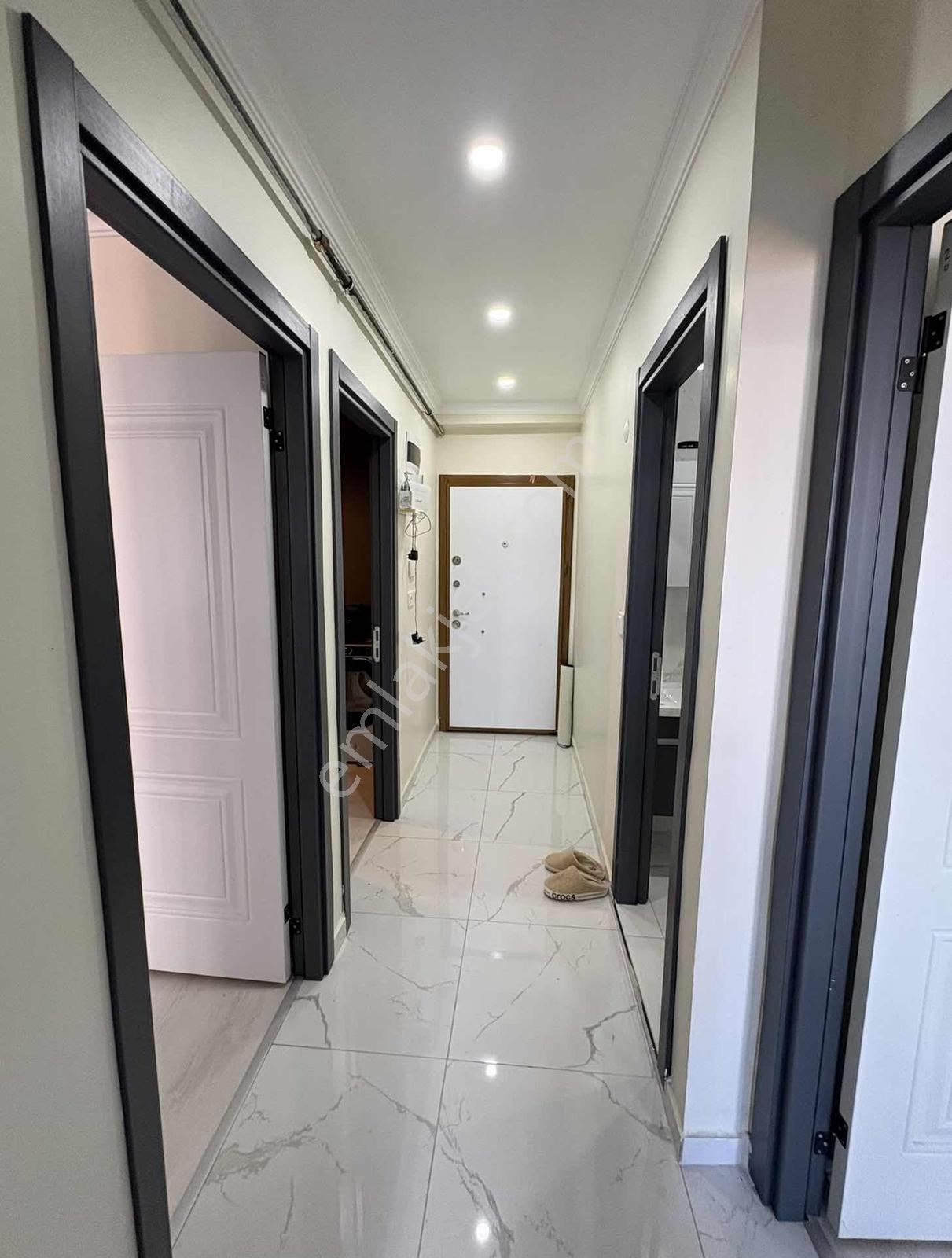 Mercan Emlak'tan 1 Yaşında Asansörlü Balkonlu Satılık Ara Kat — fotoğraf 24