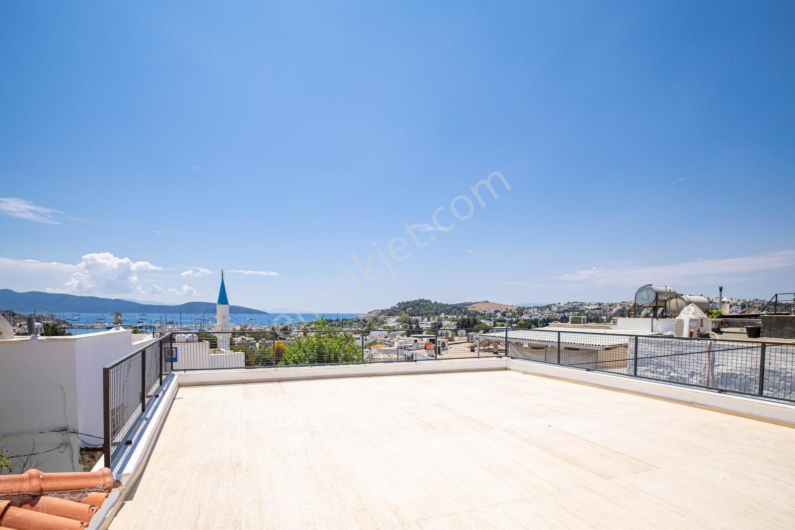 Marina Ve Kale Manzaralı Yenilenmiş Otantik Bodrum Taş Evi — fotoğraf 35