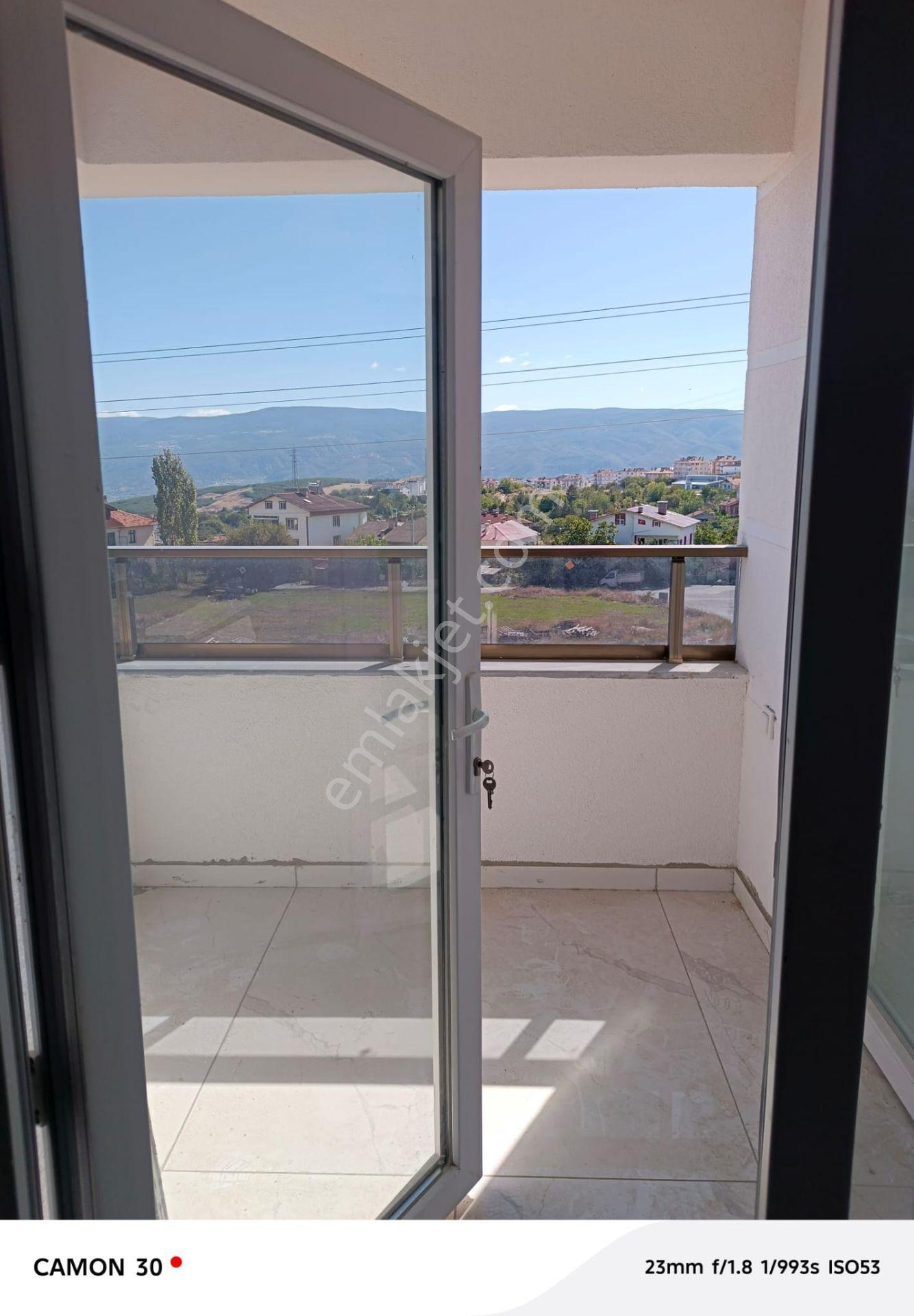 Yunusemre Mah.kemerköprü Altında 2+1 Satılık Daire — fotoğraf 8