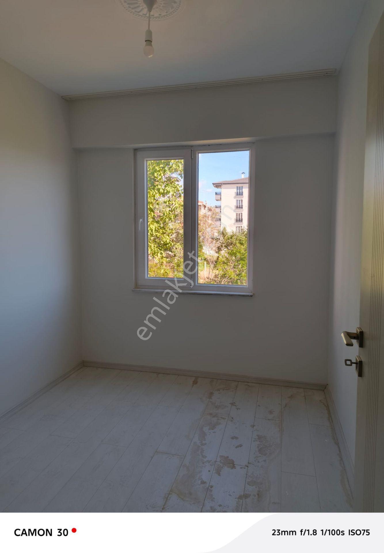 Yunusemre Mah.kemerköprü Altında 2+1 Satılık Daire — fotoğraf 9