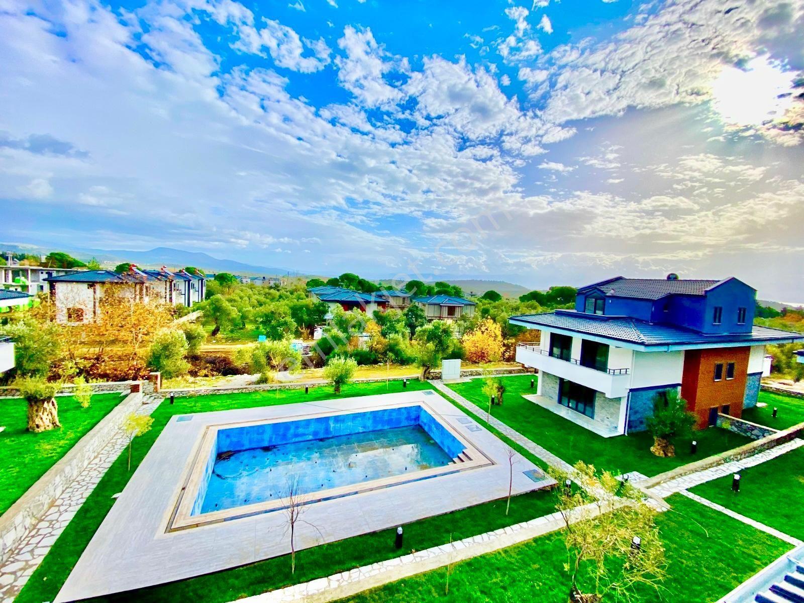 Gümüş'den Güre'de 250m² Arsa İçinde Havuzlu Muhteşem Lux 3+1 Villa — fotoğraf 15
