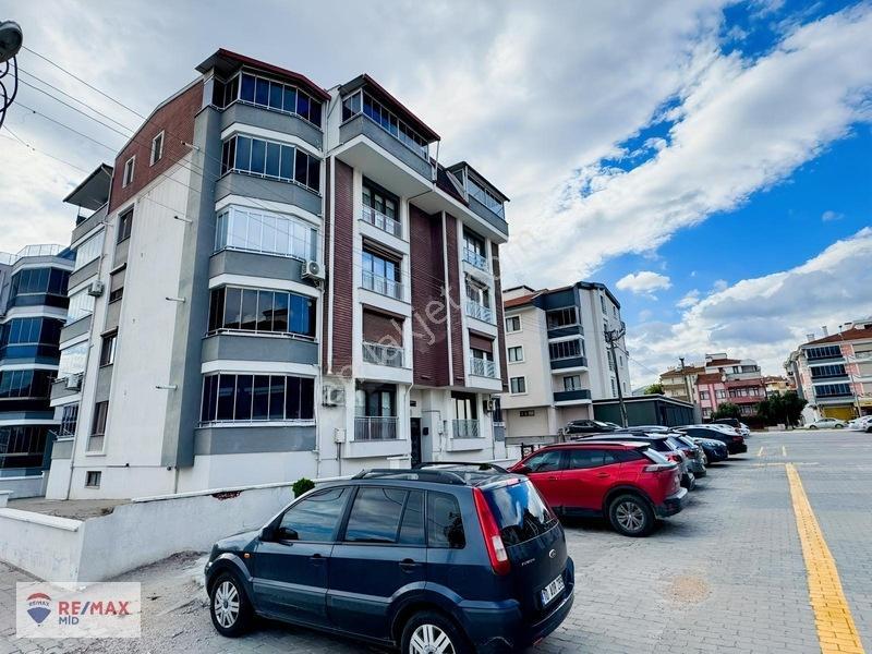 Remax Mıd'den Paşaalanında 155 M2 Dubleks 3+1 Daire — fotoğraf 3