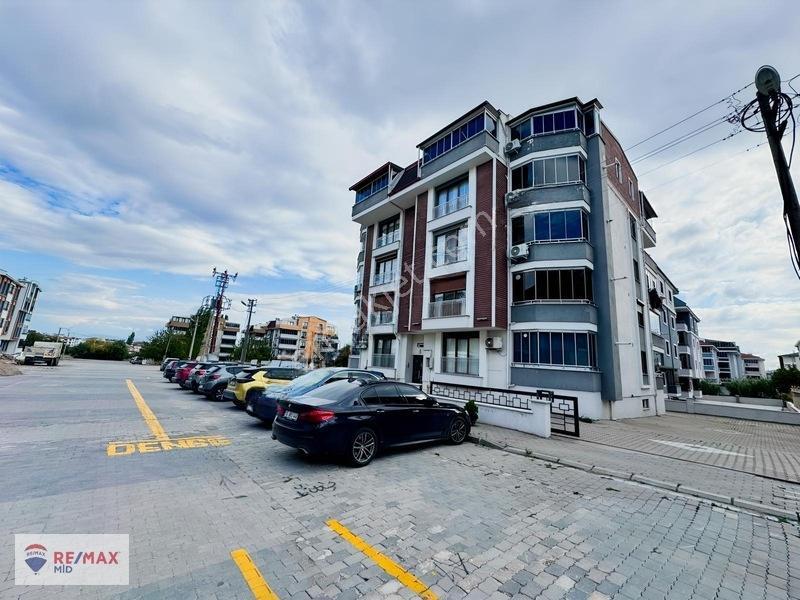 Remax Mıd'den Paşaalanında 155 M2 Dubleks 3+1 Daire — fotoğraf 4