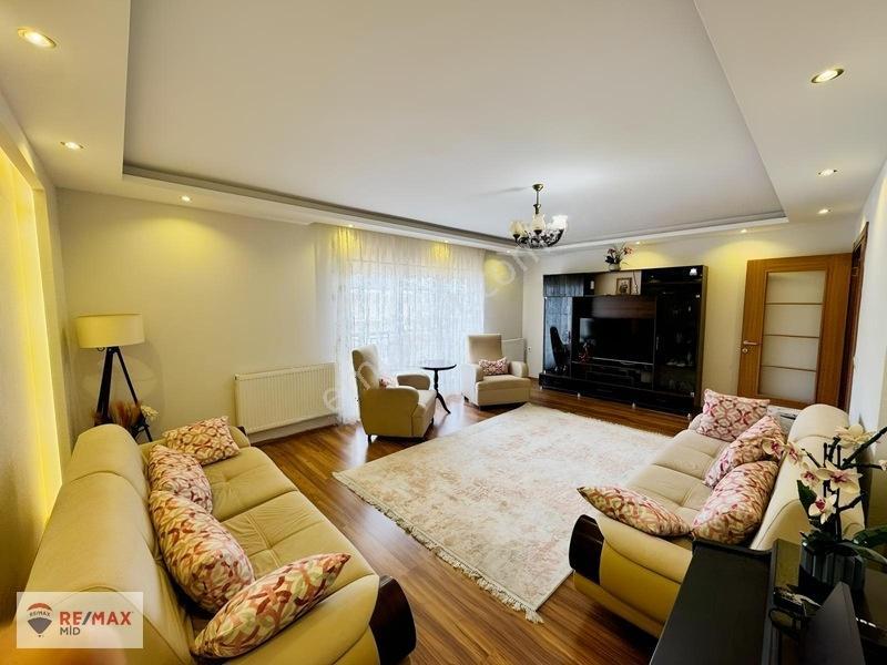 Remax Mıd'den Paşaalanında 155 M2 Dubleks 3+1 Daire — fotoğraf 10
