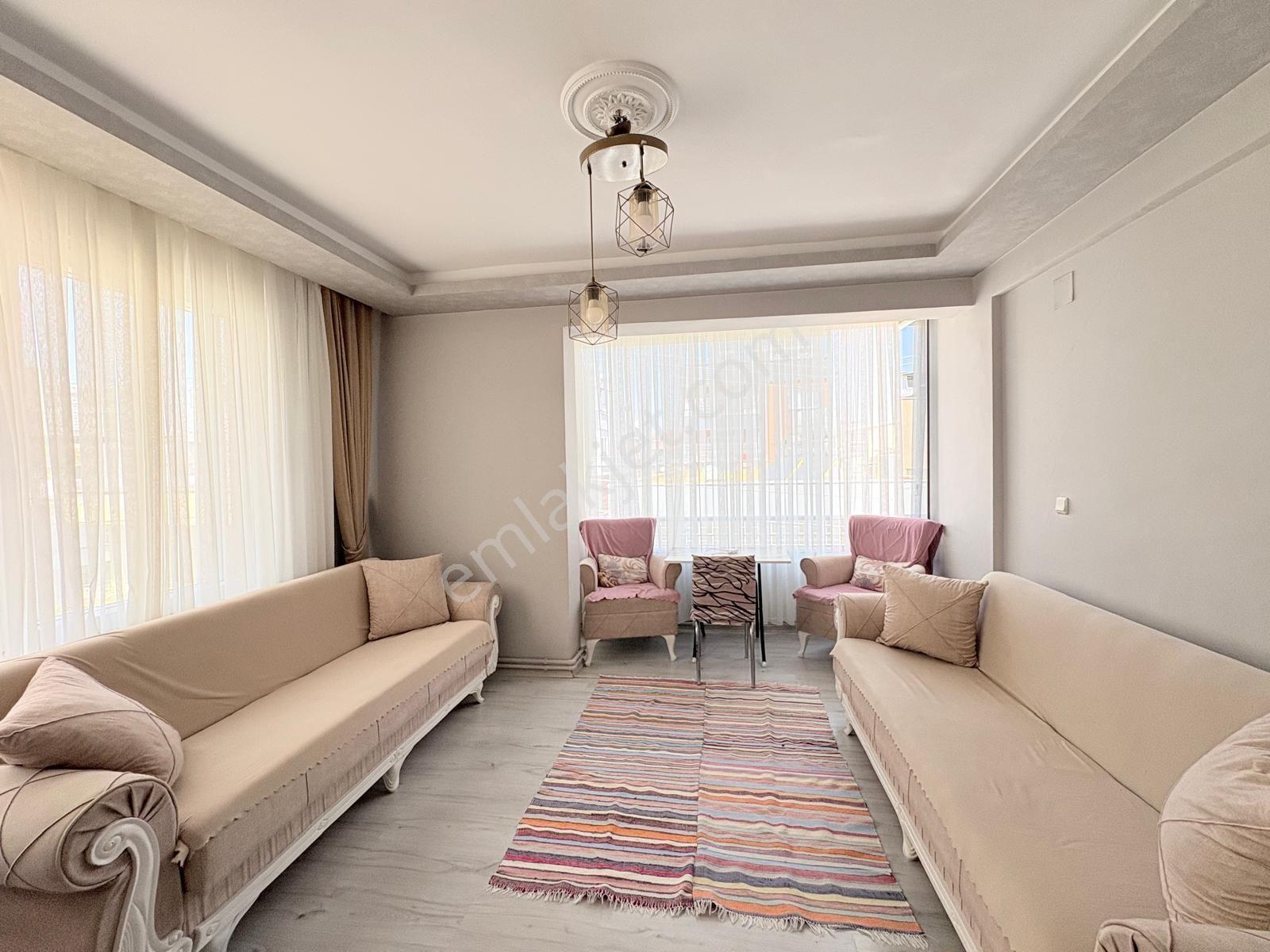 Prestij'den Sağlık'ta Doğalgazlı Ayrı Mutfak Geniş 2+1 Daire — fotoğraf 8