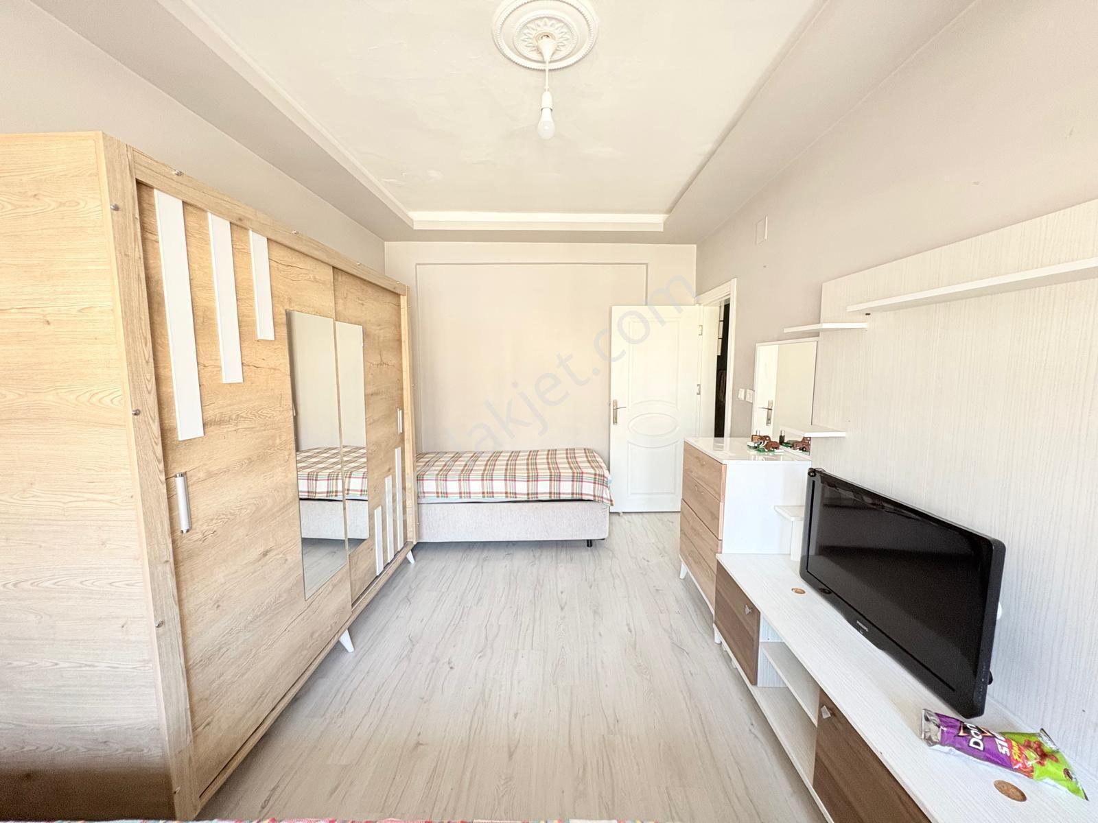 Prestij'den Sağlık'ta Doğalgazlı Ayrı Mutfak Geniş 2+1 Daire — fotoğraf 9