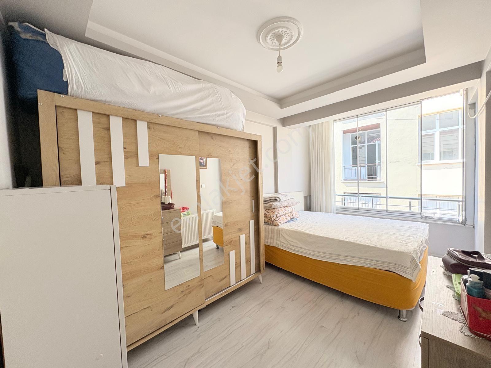 Prestij'den Sağlık'ta Doğalgazlı Ayrı Mutfak Geniş 2+1 Daire — fotoğraf 11