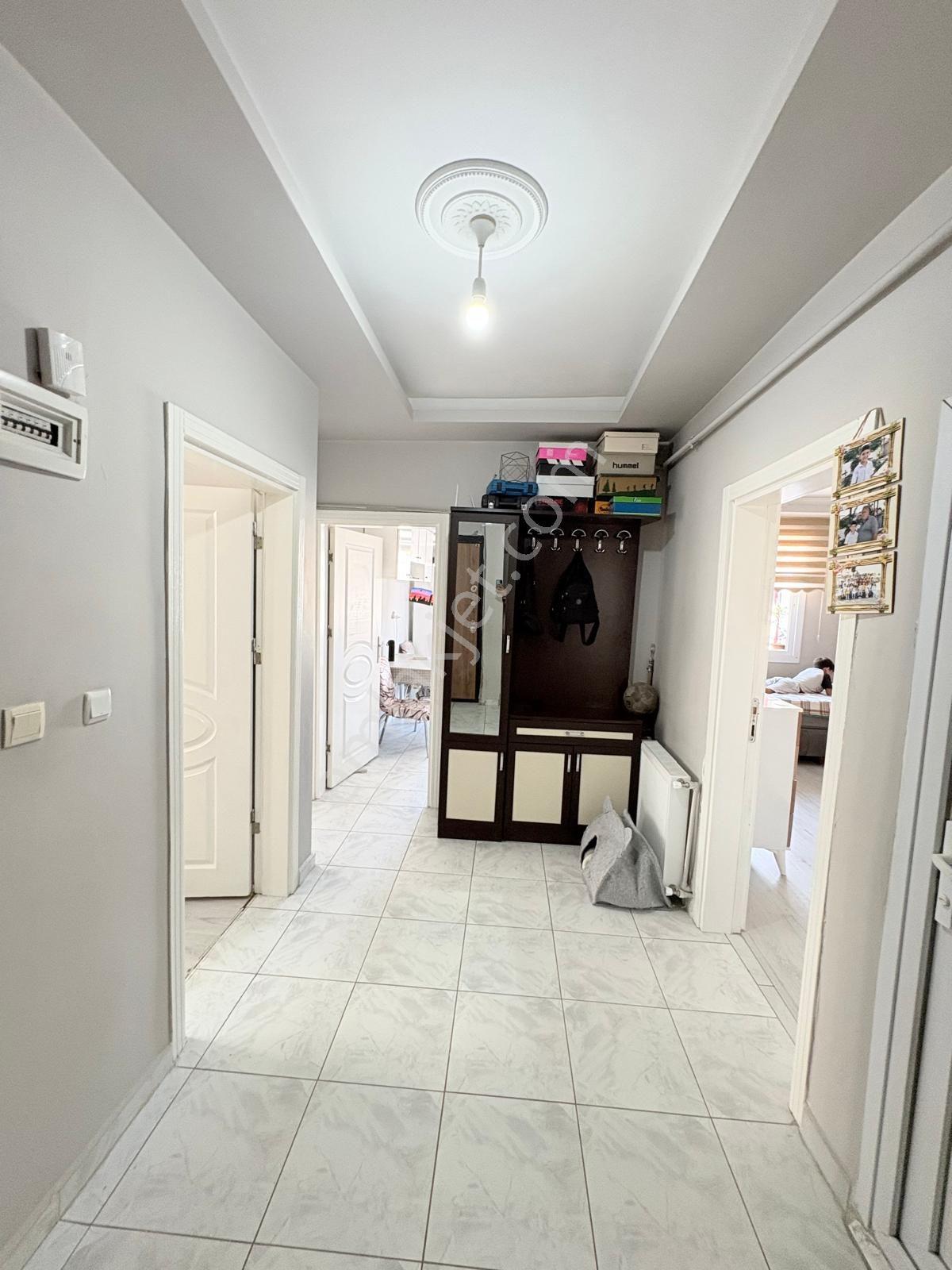 Prestij'den Sağlık'ta Doğalgazlı Ayrı Mutfak Geniş 2+1 Daire — fotoğraf 16