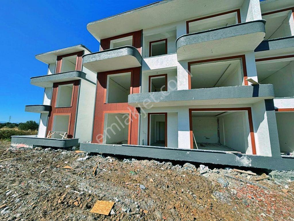 Uytundan Burhaniye Bademalanında Mustakil Tadında 2+1 Daire — fotoğraf 4