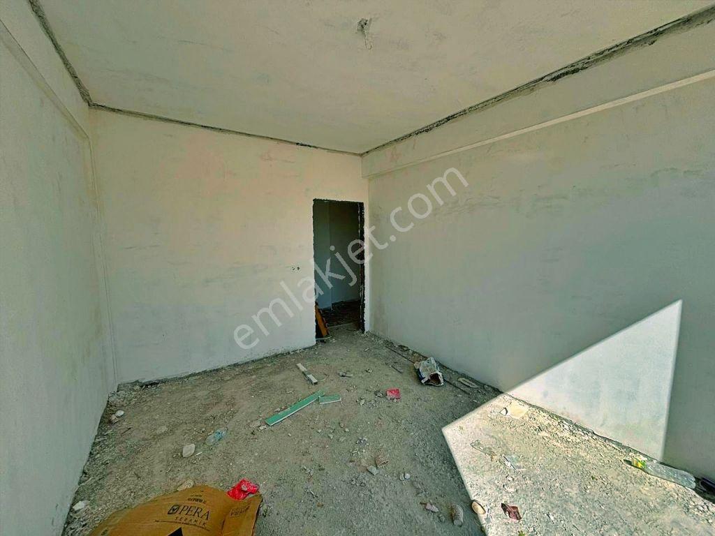 Uytundan Burhaniye Bademalanında Mustakil Tadında 2+1 Daire — fotoğraf 15