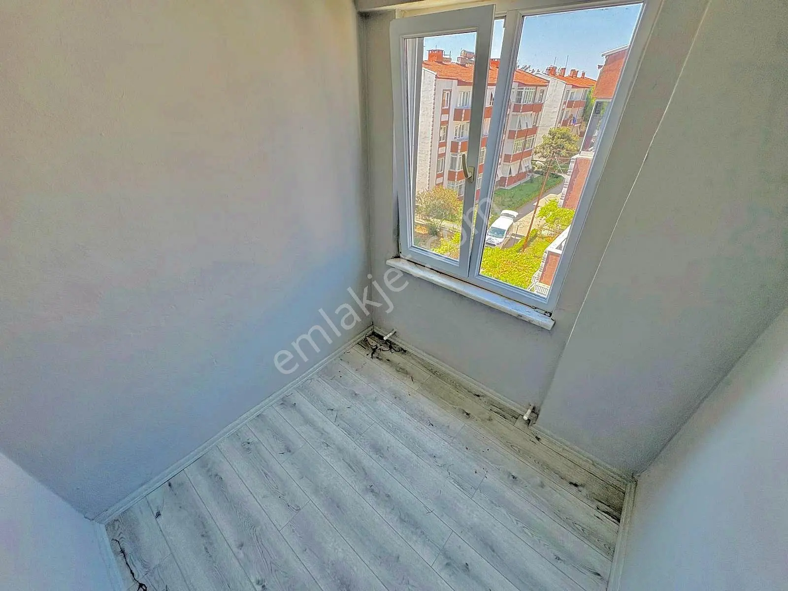 Aktif'ten Akçay'da Kaçmaz Fırsat Satılık Full Yapılı Çift Cepheli Ferah 2+1 Daire — fotoğraf 22