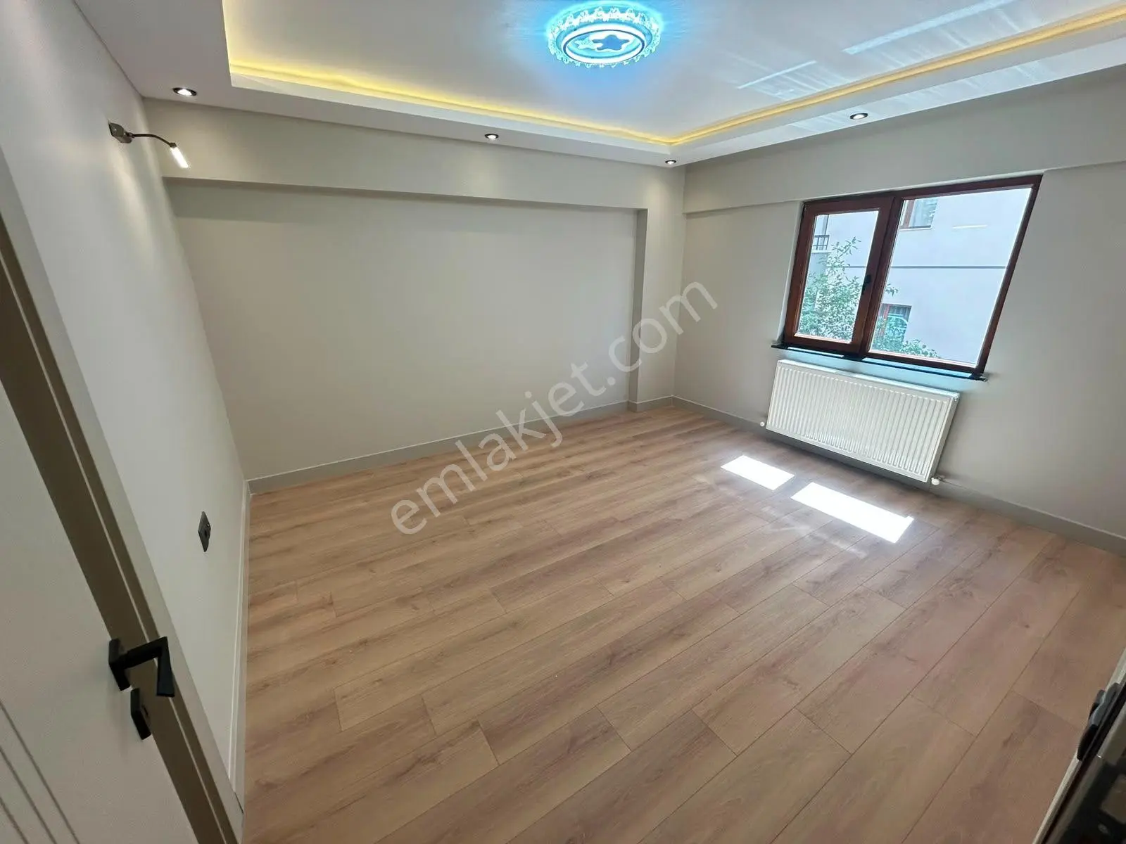 Taner'Den Öveçler'De Dikmen Cad. Paraleli 3+1 Asansörlü Çift Banyolu Süper Lüks — fotoğraf 9