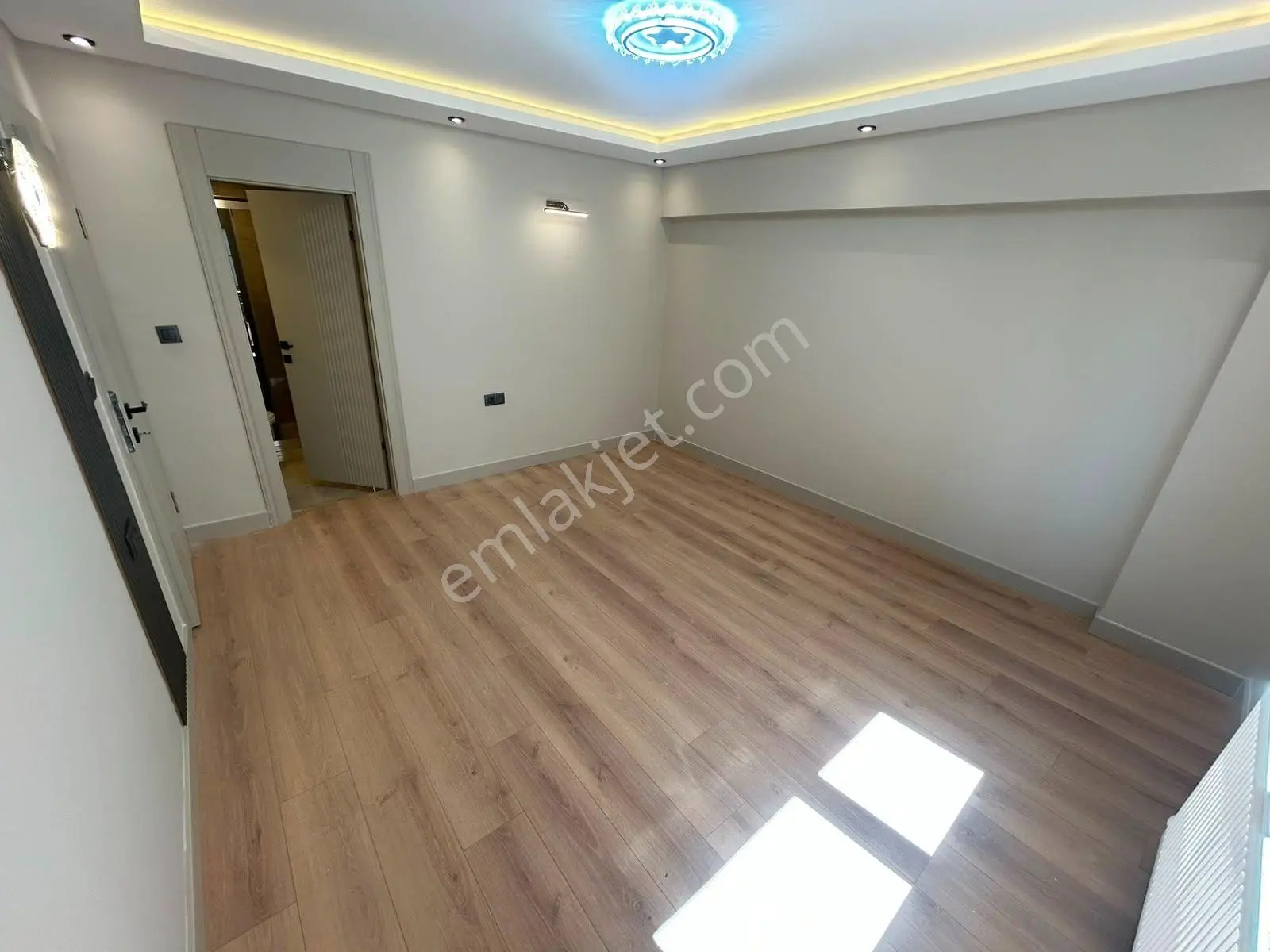 Taner'Den Öveçler'De Dikmen Cad. Paraleli 3+1 Asansörlü Çift Banyolu Süper Lüks — fotoğraf 21