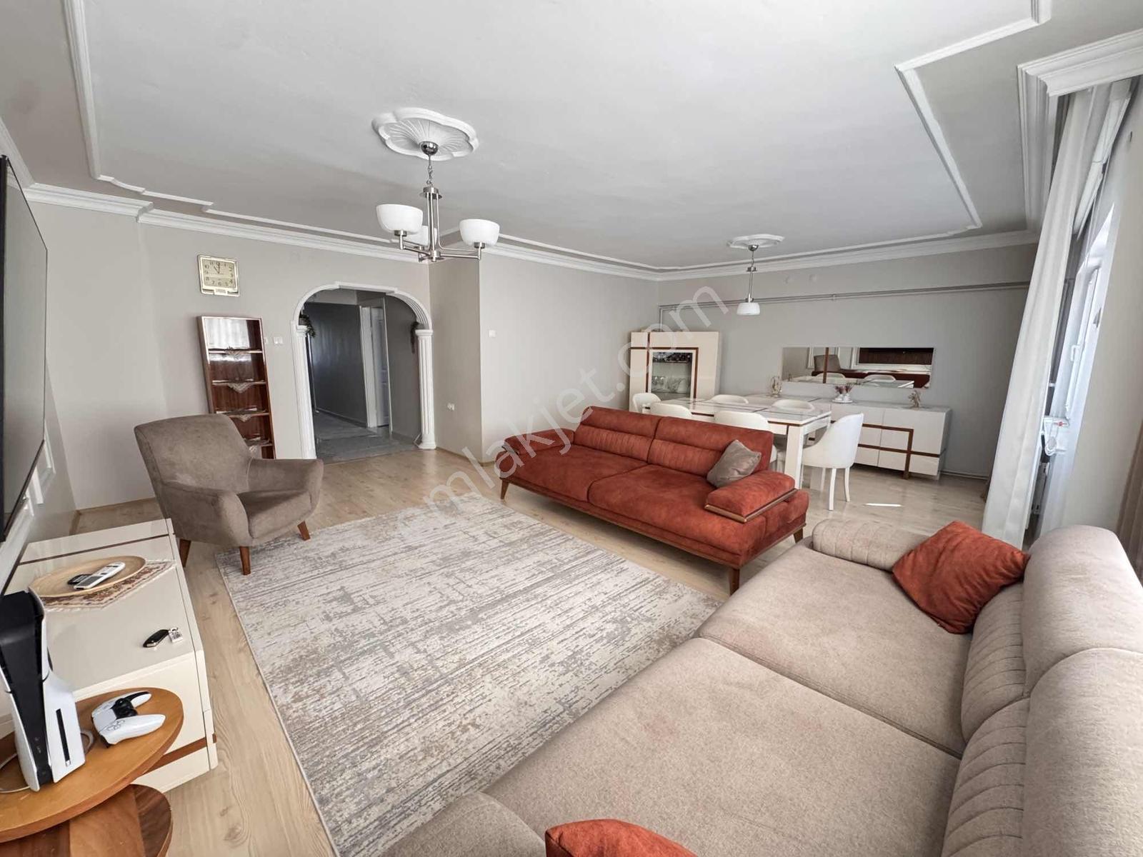 K2 Pera Beşevler Caddesi Üzeri Özemniyet Sitesi Satılık 3+1 — fotoğraf 6