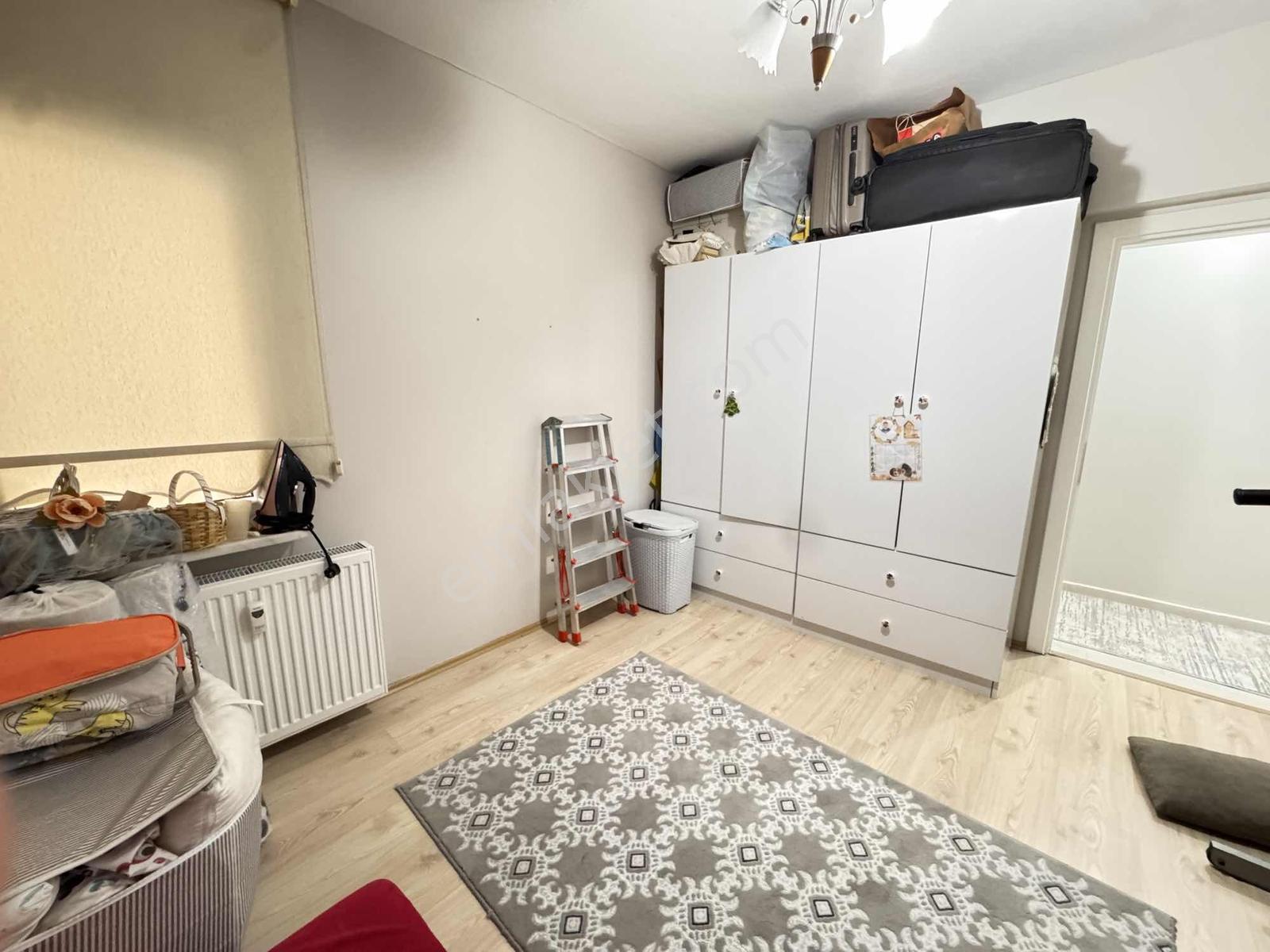 K2 Pera Beşevler Caddesi Üzeri Özemniyet Sitesi Satılık 3+1 — fotoğraf 18