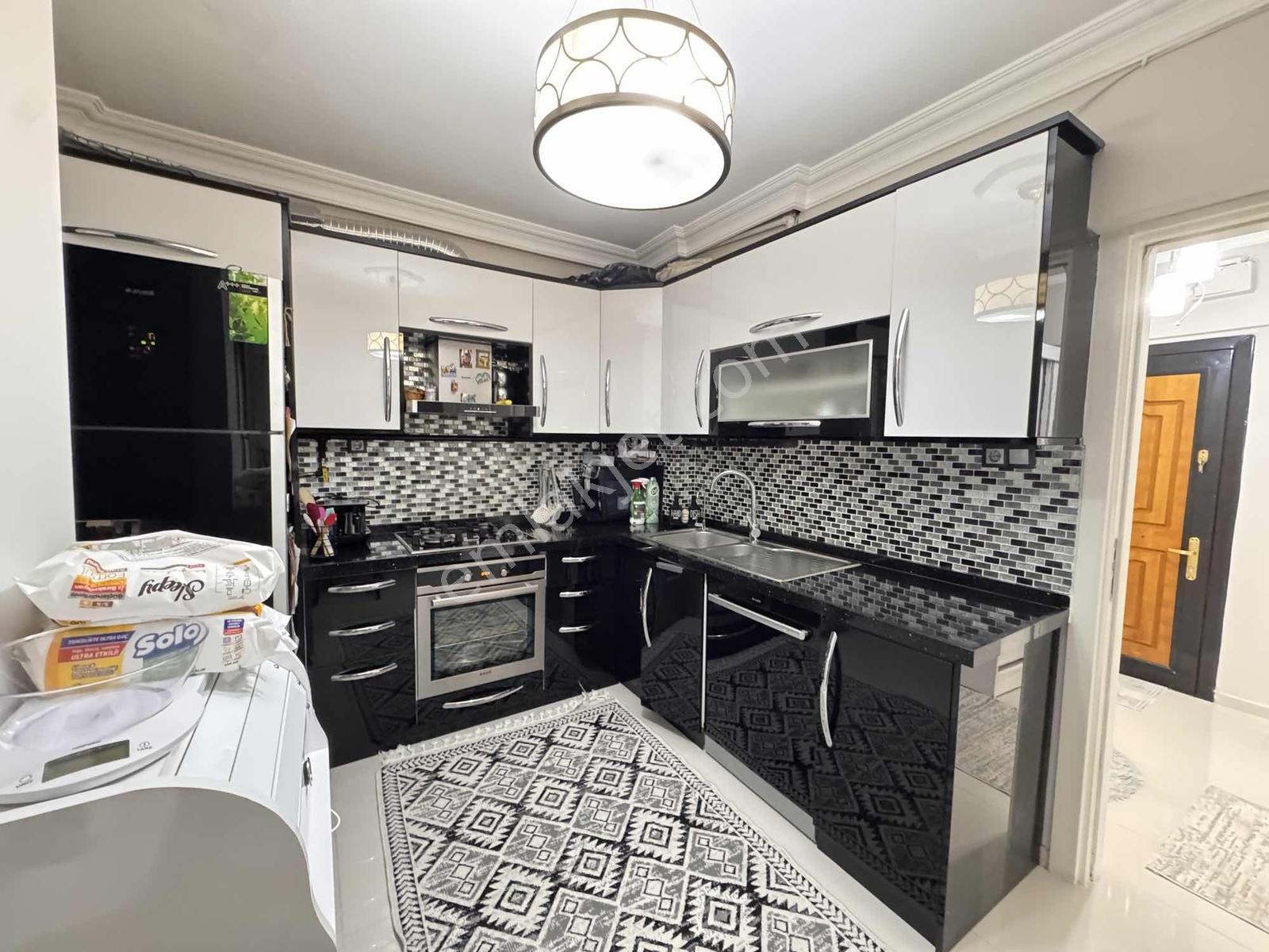 K2 Pera Beşevler Caddesi Üzeri Özemniyet Sitesi Satılık 3+1 — fotoğraf 34