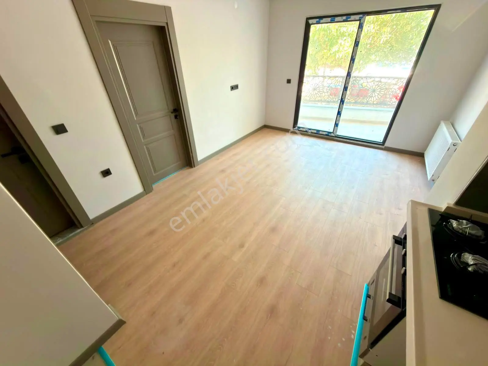 Referans'tan Zeytinli'de Doğa Manzaralı Doğalgazlı Ön Cephe Lüx 1+1 Daire — fotoğraf 22
