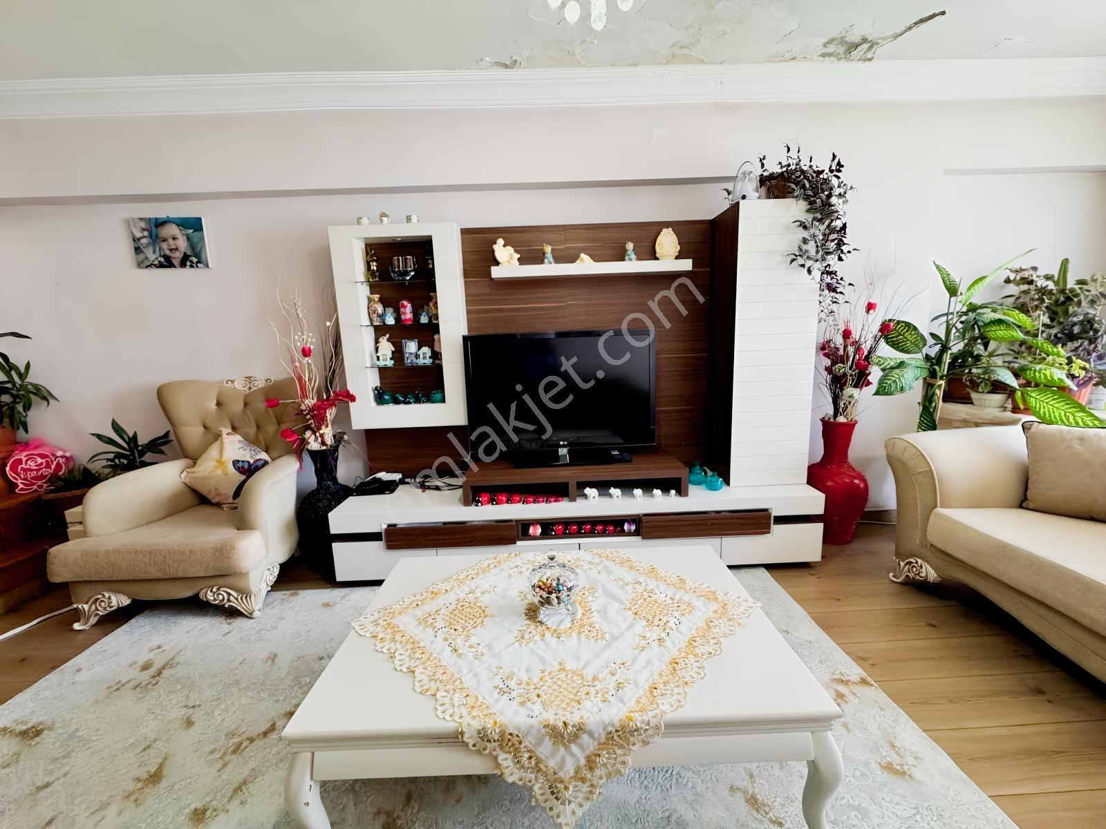 Rba'dan Ziyapaşa Cad. Teraslı 4+1 Satılık Geniş Ferah Daire — fotoğraf 5
