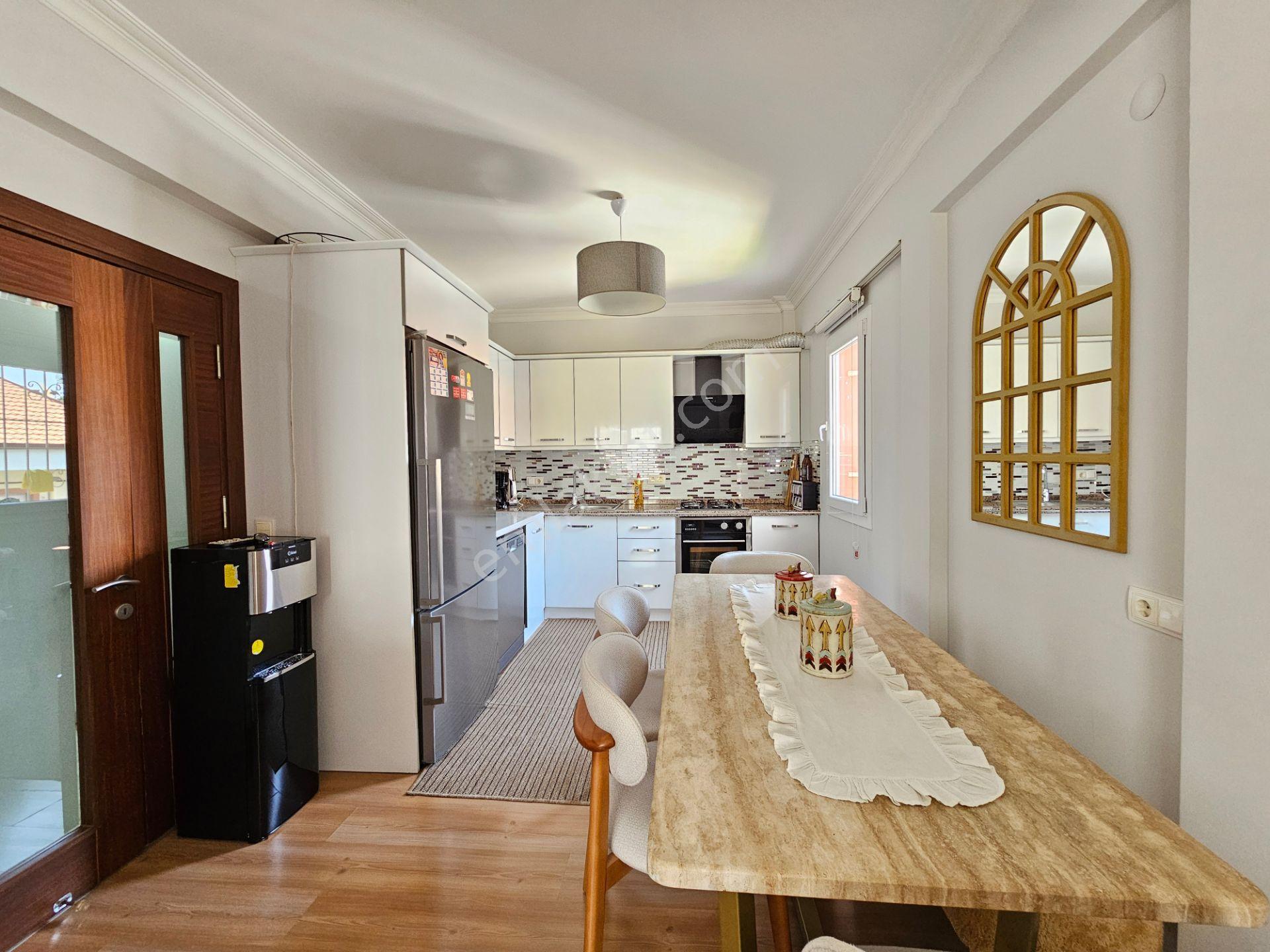Goldhouse Dan Satılık Patlangıç Da Yatırımlık Ve Kullanışlı 2+1 Ara Kat Daire — fotoğraf 3