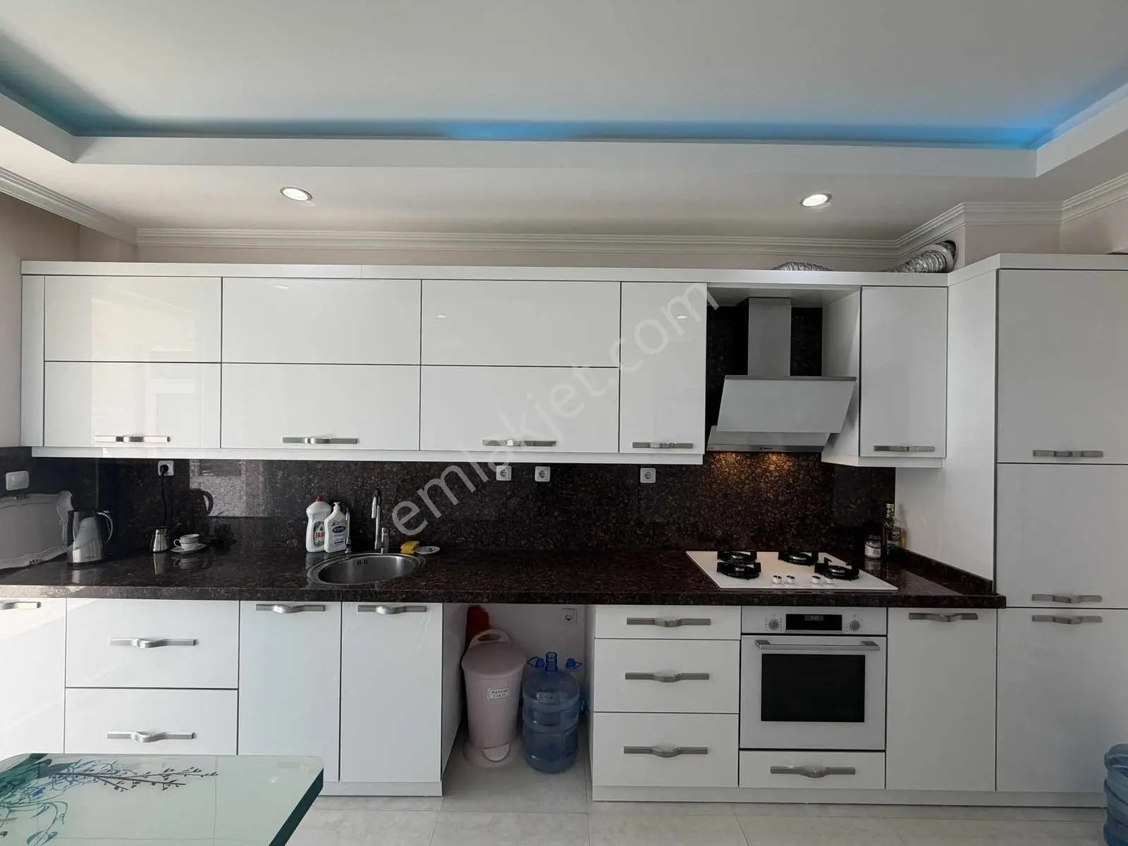 Fener Saraçoğlu Sitesi Denize Yakın 3+1 Arakat Daire — fotoğraf 6
