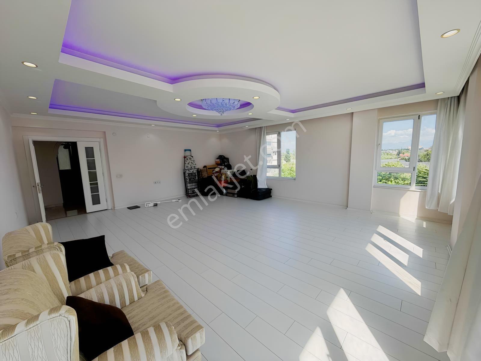 Fener Saraçoğlu Sitesi Denize Yakın 3+1 Arakat Daire — fotoğraf 14
