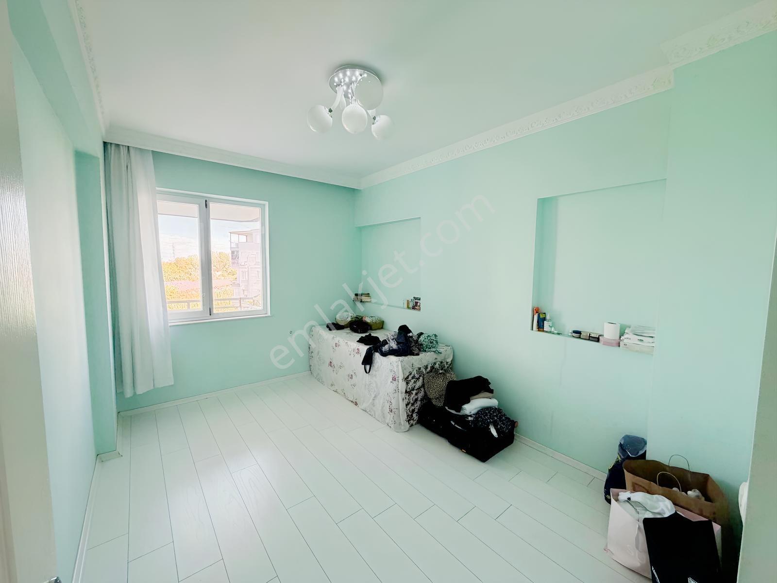 Fener Saraçoğlu Sitesi Denize Yakın 3+1 Arakat Daire — fotoğraf 16