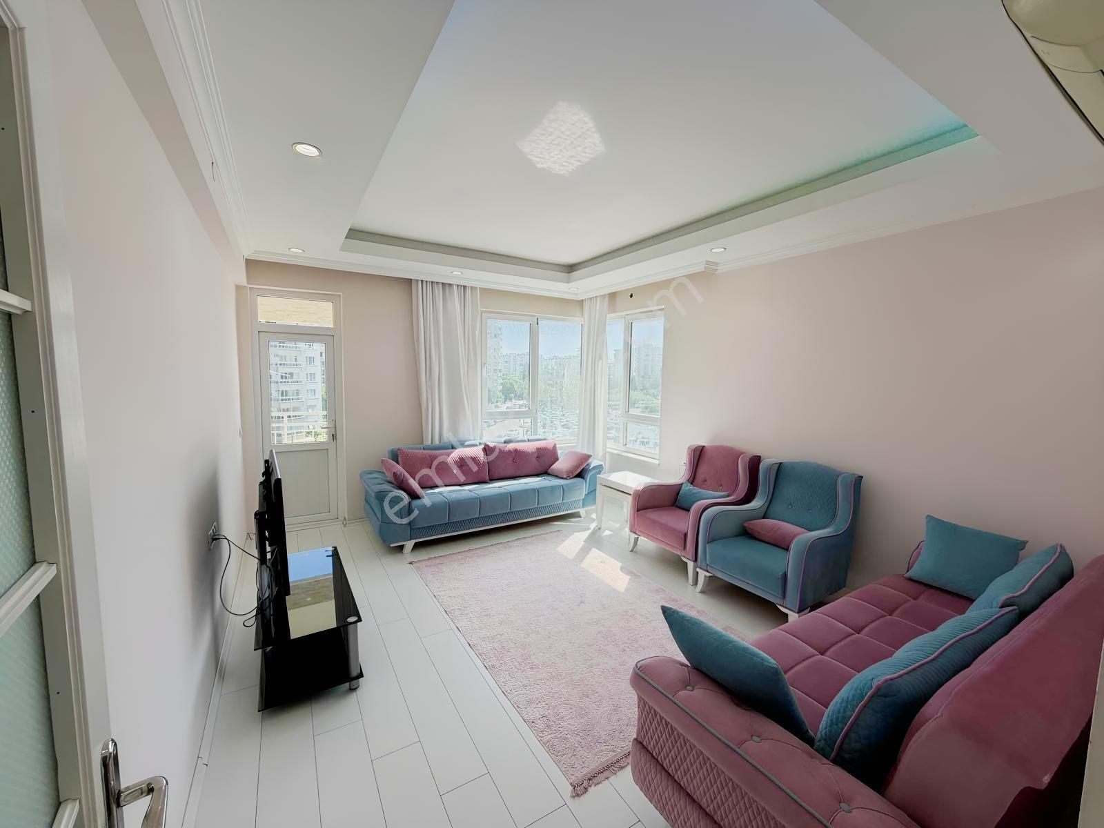 Fener Saraçoğlu Sitesi Denize Yakın 3+1 Arakat Daire — fotoğraf 24