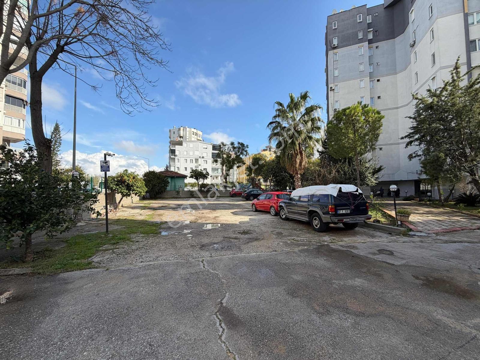 Fener Saraçoğlu Sitesi Denize Yakın 3+1 Arakat Daire — fotoğraf 26
