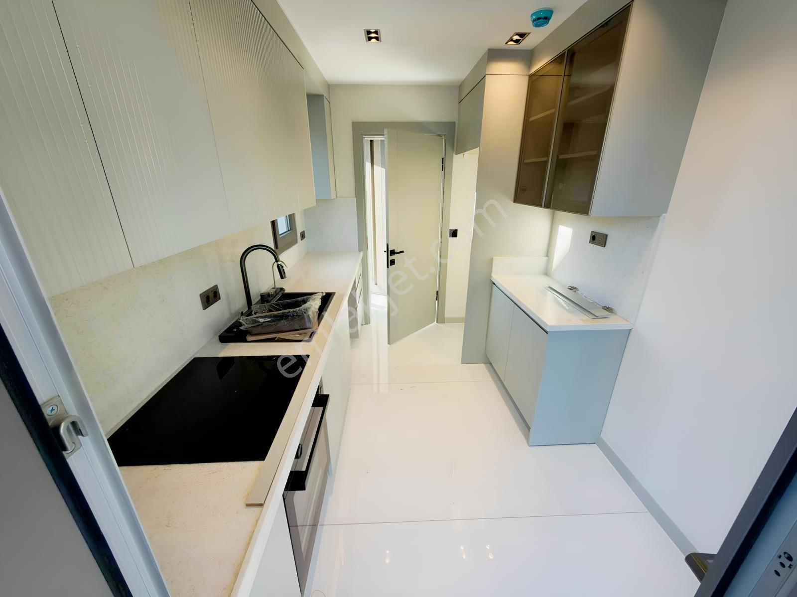 Avcı'dan Denize 50mt Tam Müstakil Havuzlu Lüks Villa — fotoğraf 27