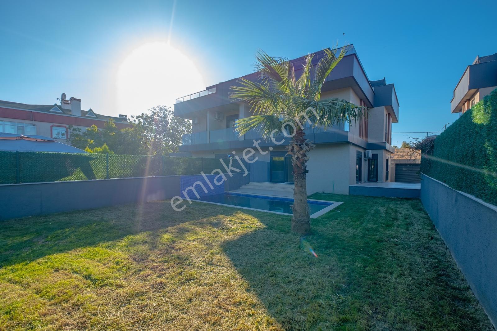 Gürpınar'da Sıfır Lüks 6+1 Müstakil Havuzlu & Asansörlü Villa — fotoğraf 5