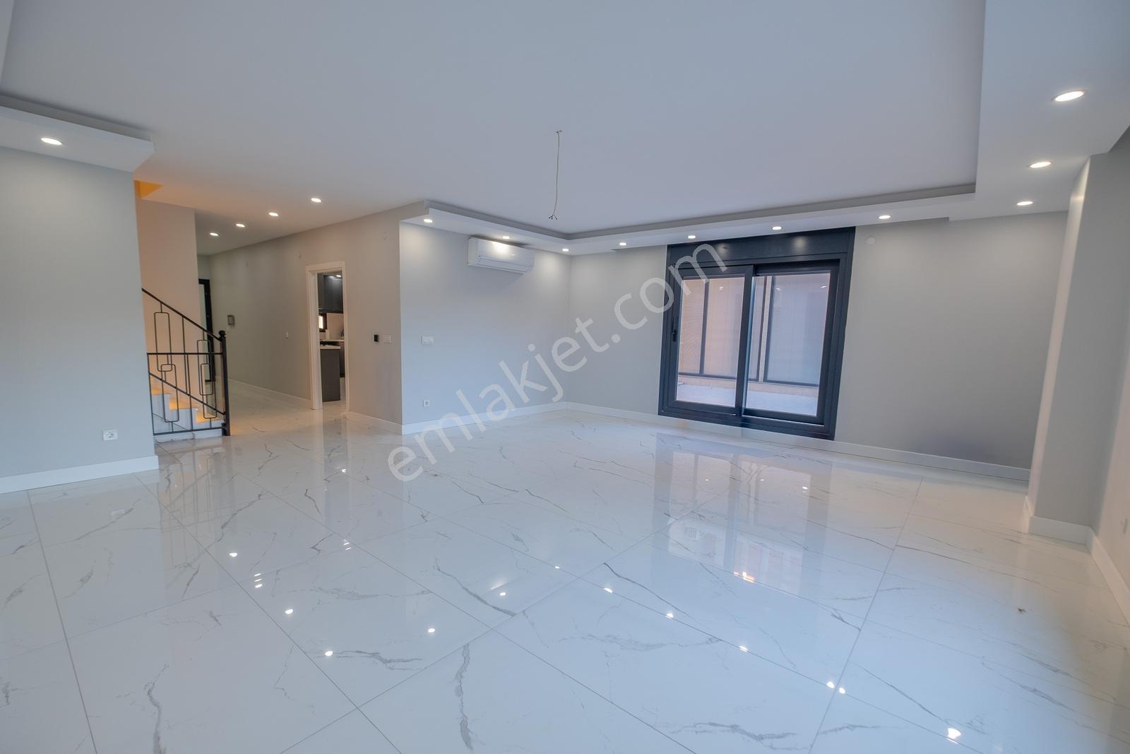 Gürpınar'da Sıfır Lüks 6+1 Müstakil Havuzlu & Asansörlü Villa — fotoğraf 8