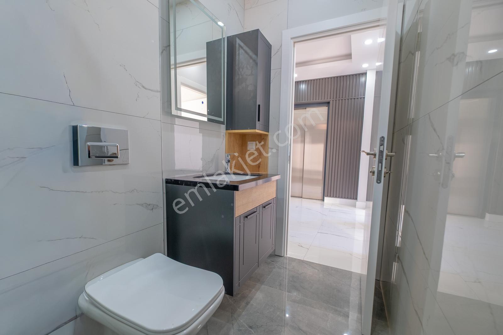 Gürpınar'da Sıfır Lüks 6+1 Müstakil Havuzlu & Asansörlü Villa — fotoğraf 21