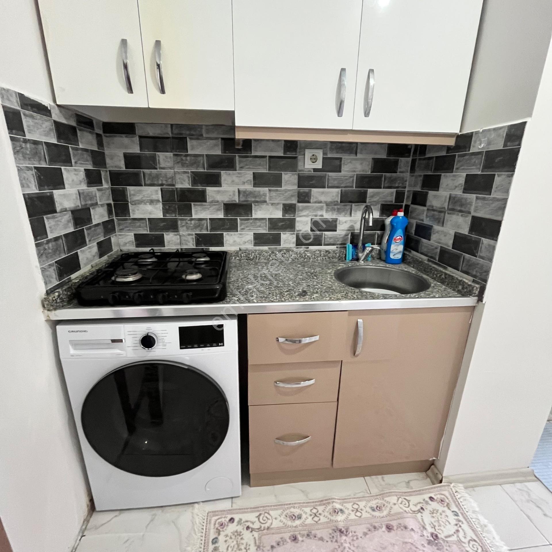 Ahatlıda 1+1 Katta Asansörlü Eşyalı Satılık Daire — fotoğraf 8