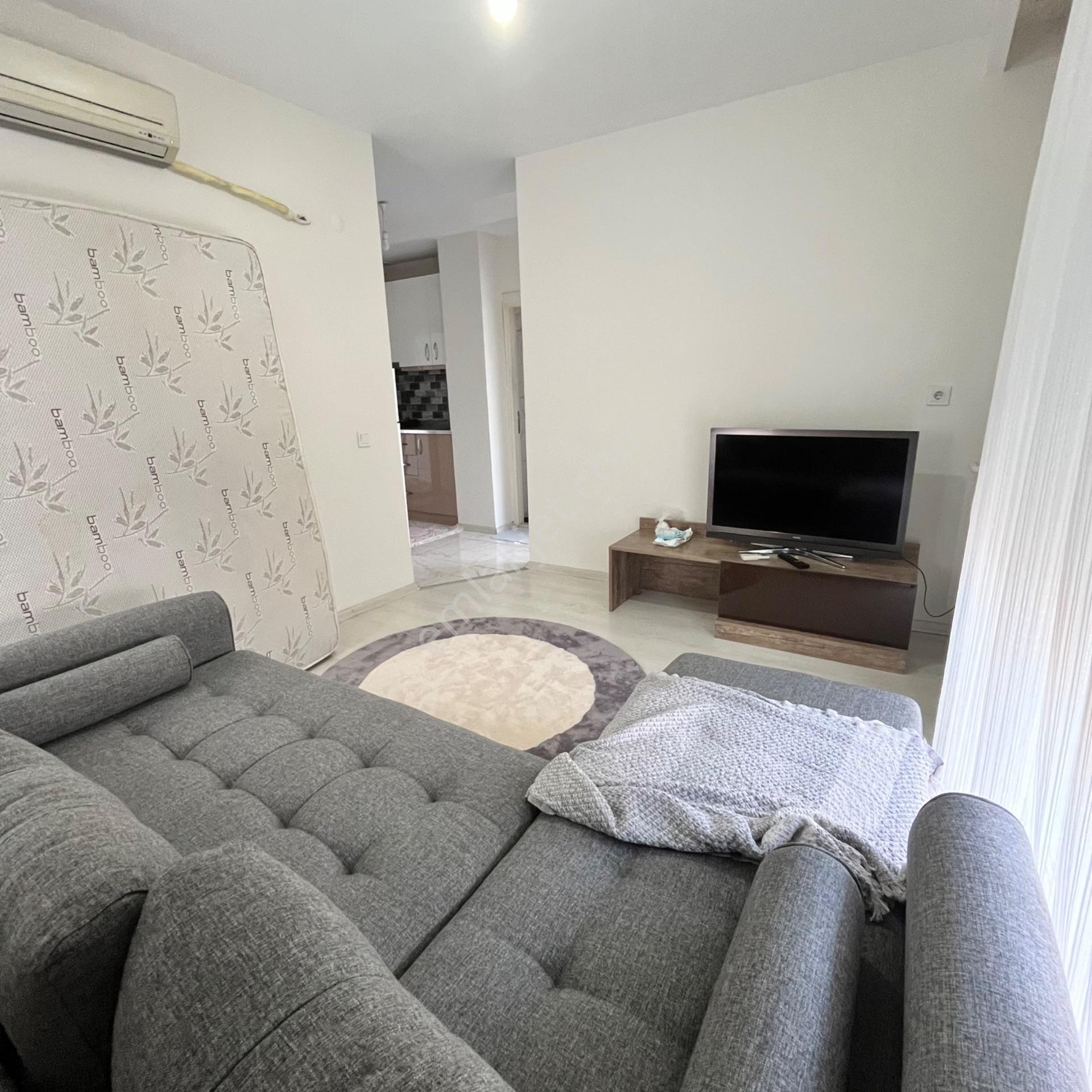 Ahatlıda 1+1 Katta Asansörlü Eşyalı Satılık Daire — fotoğraf 9