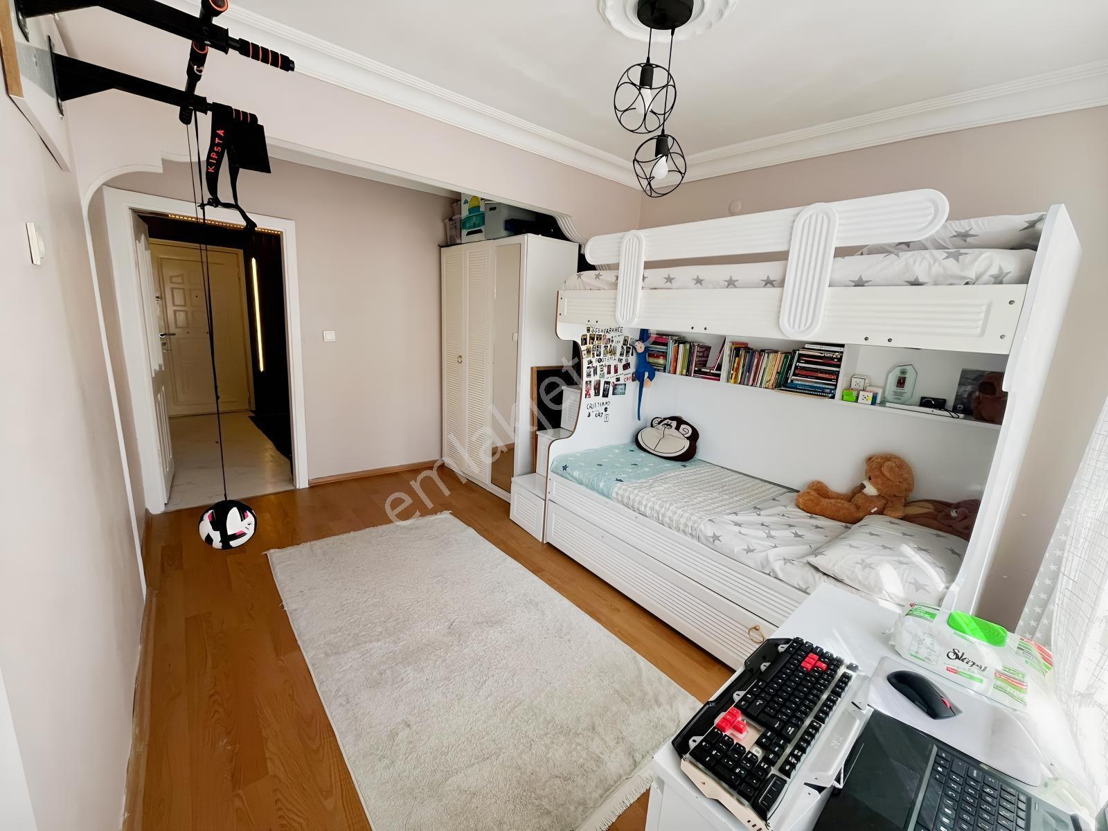 Eyüpsultan Merkezde Satılık 2 Adet 2+1 Daire — fotoğraf 5