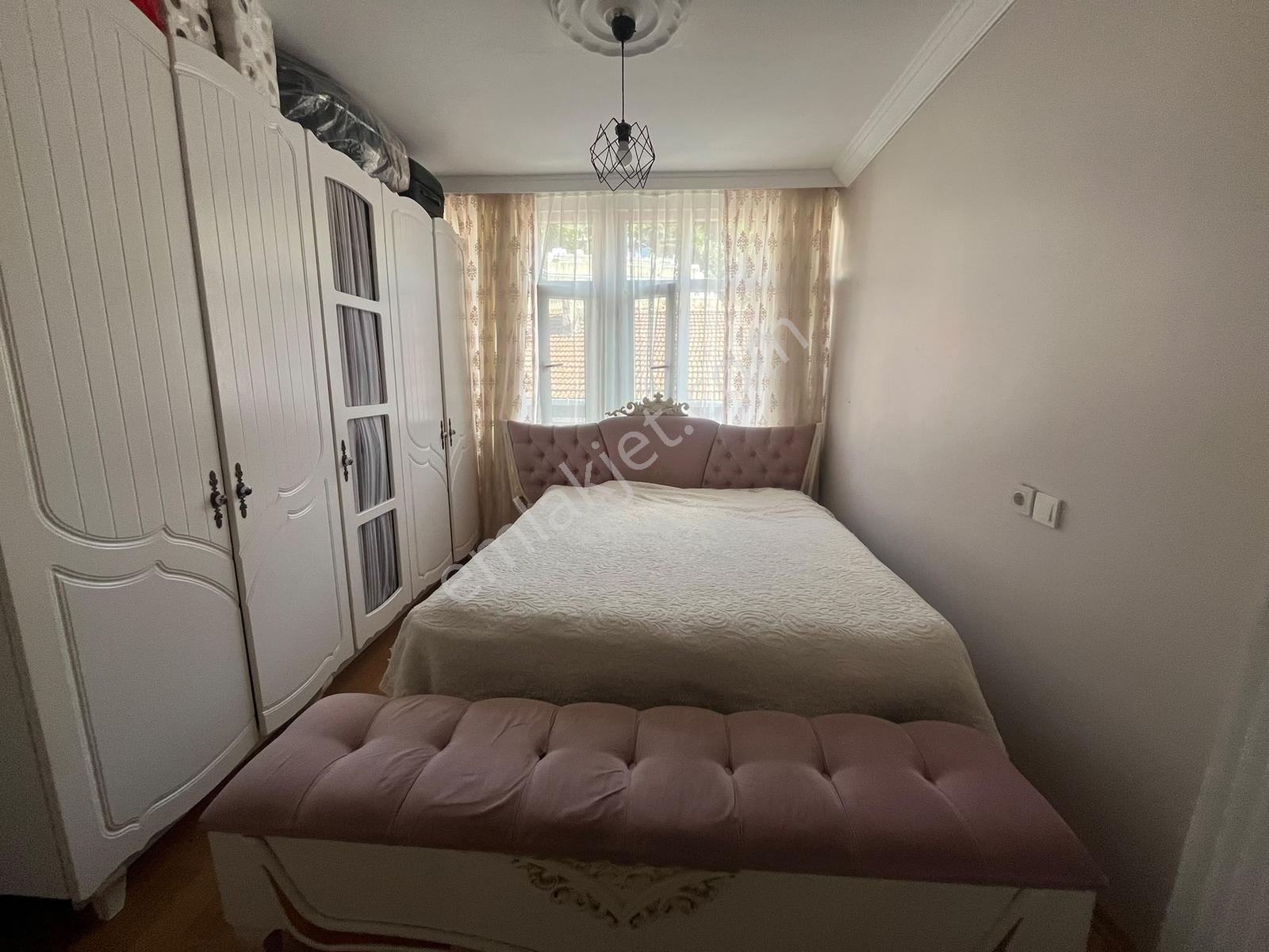 Eyüpsultan Merkezde Satılık 2 Adet 2+1 Daire — fotoğraf 7