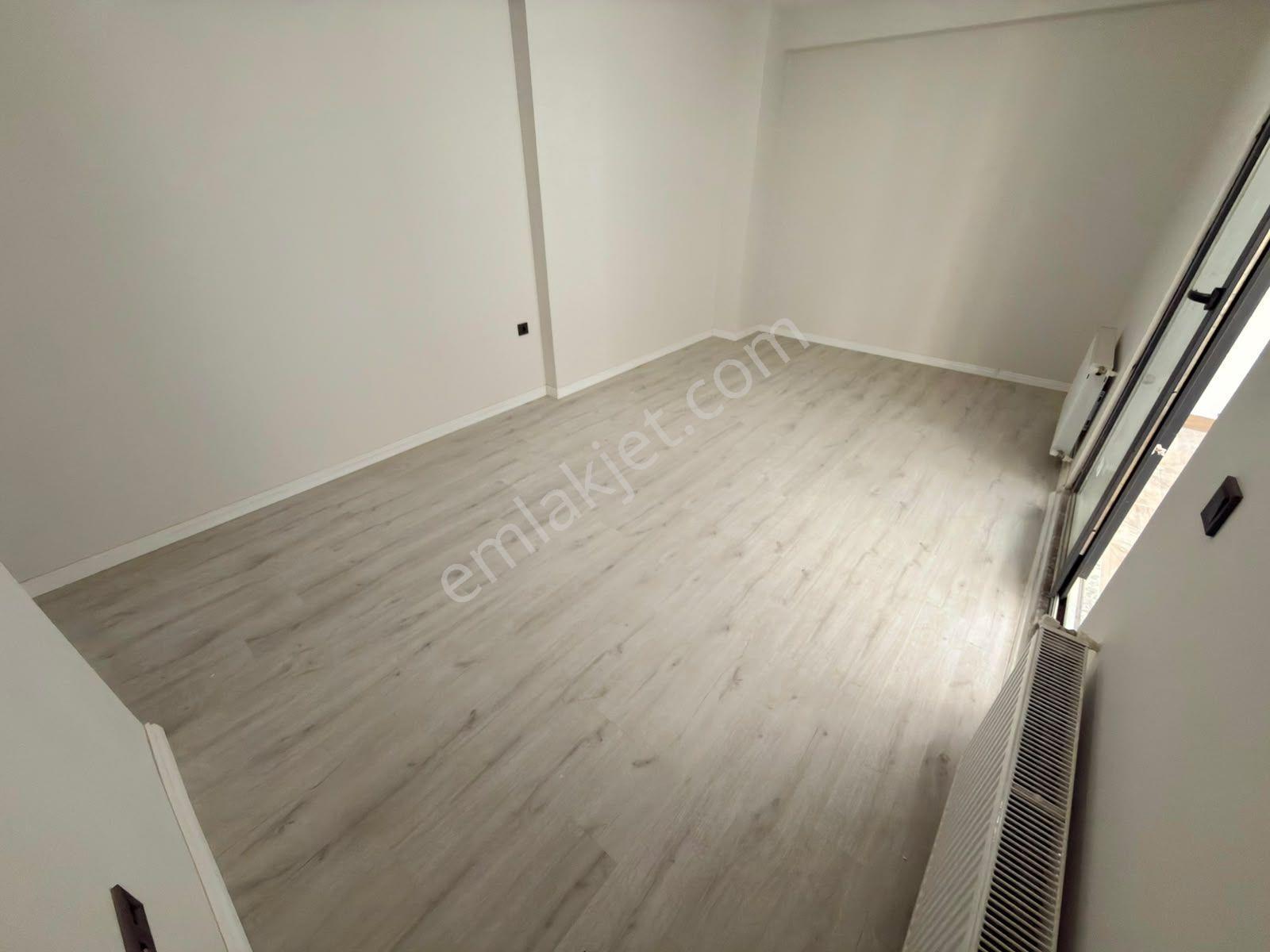 Yüksel'den Tuzcumurat'ta Cam Balkonlu Arakat Sıfır 2+1 Daire — fotoğraf 8