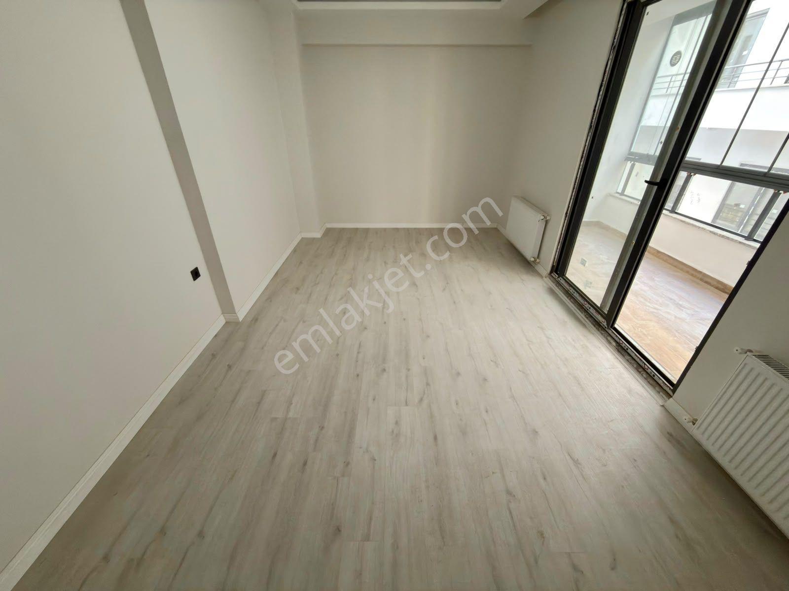 Yüksel'den Tuzcumurat'ta Cam Balkonlu Arakat Sıfır 2+1 Daire — fotoğraf 9